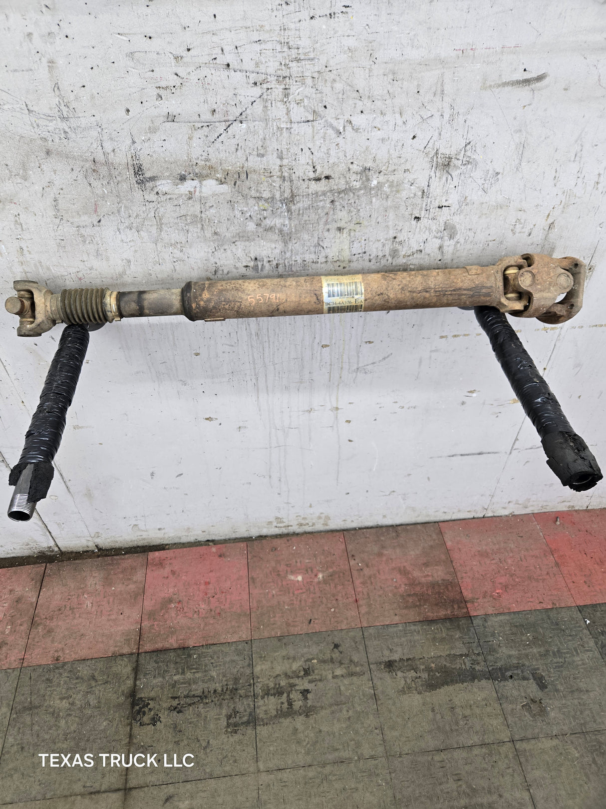 2011-2016 Ford F250 F350 F450 F550 Super Duty Front Drive Shaft BC34-4A376-EA