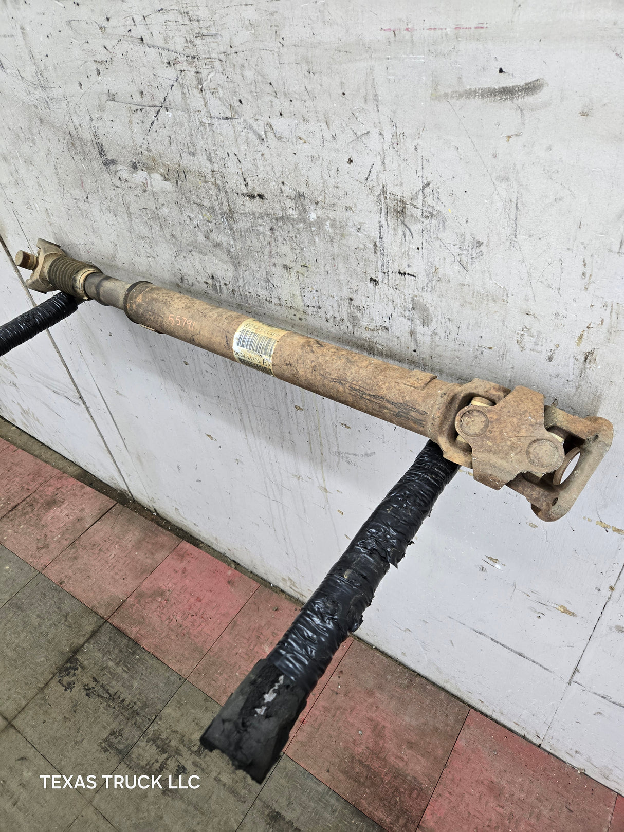 2011-2016 Ford F250 F350 F450 F550 Super Duty Front Drive Shaft BC34-4A376-EA