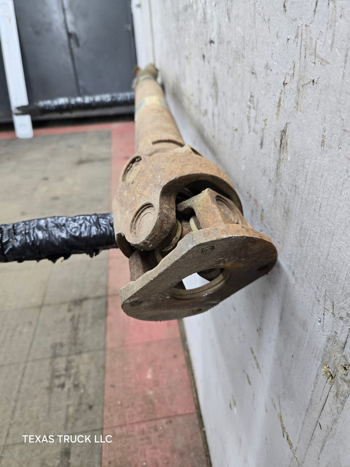 2011-2016 Ford F250 F350 F450 F550 Super Duty Front Drive Shaft BC34-4A376-EA