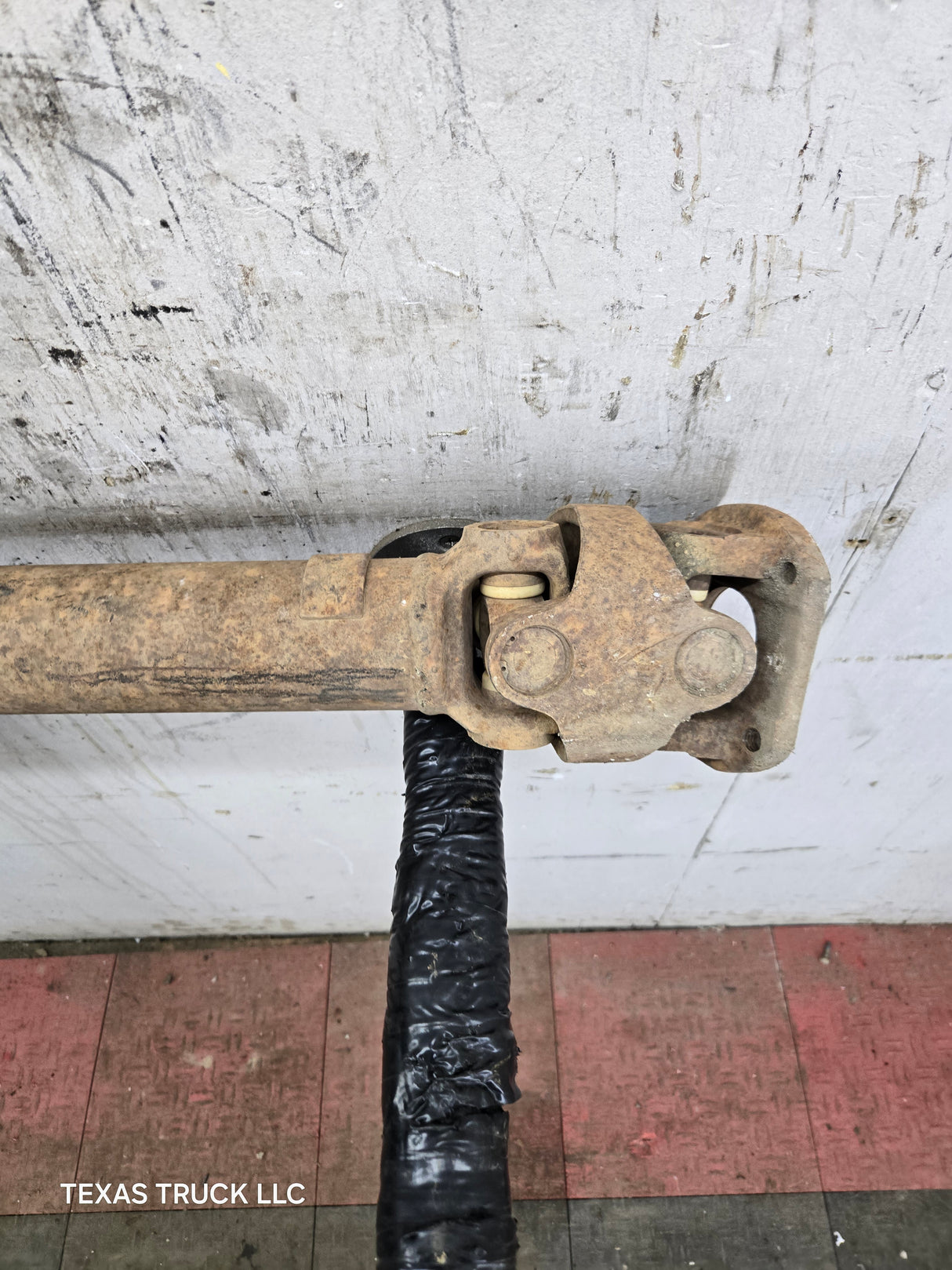 2011-2016 Ford F250 F350 F450 F550 Super Duty Front Drive Shaft BC34-4A376-EA