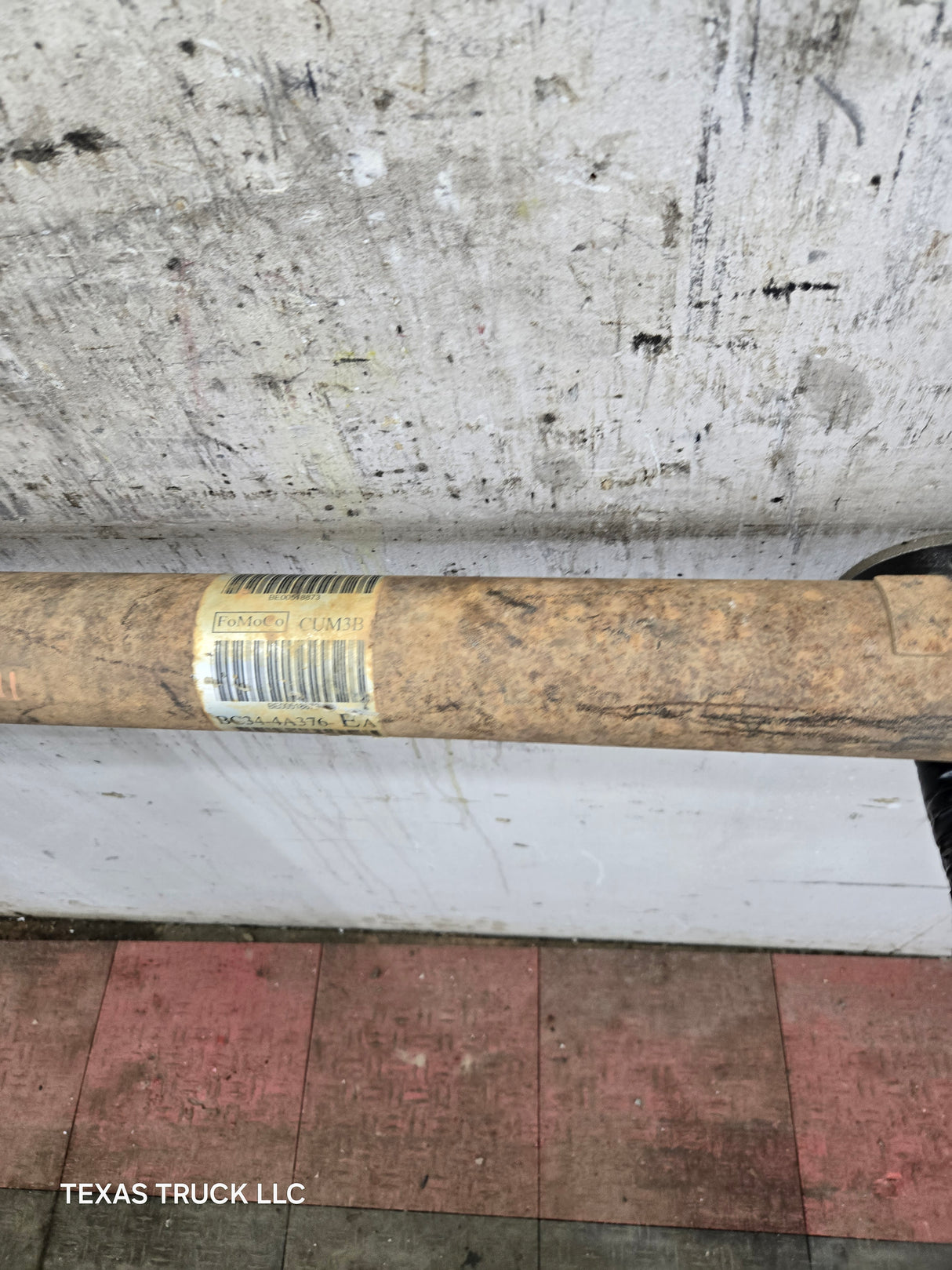 2011-2016 Ford F250 F350 F450 F550 Super Duty Front Drive Shaft BC34-4A376-EA