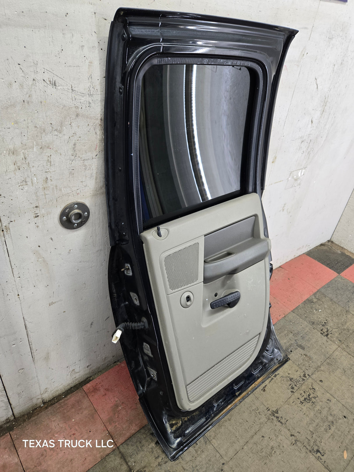 2003-2008 Dodge Ram 3rd Gen RH Passenger Side Rear Quad Cab Door 1500 2500 3500 4500 5500 - Black