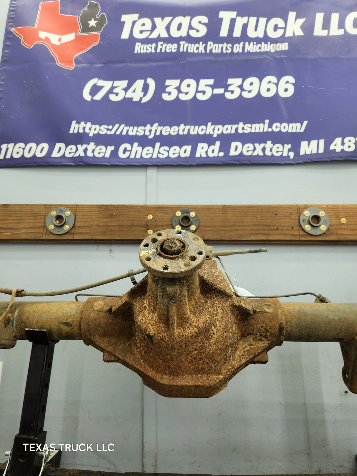 2002-2005 Dodge Ram 1500 Rear Axle 3.55 Gear Ratio 3rd Gen