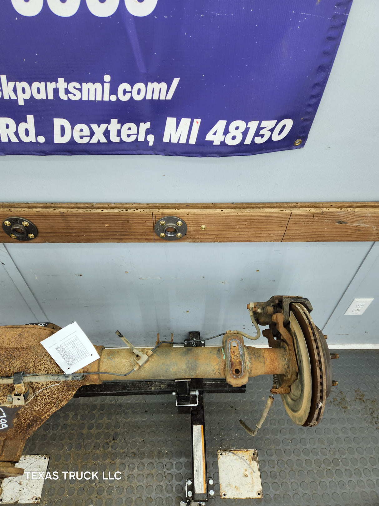 2002-2005 Dodge Ram 1500 Rear Axle 3.55 Gear Ratio 3rd Gen