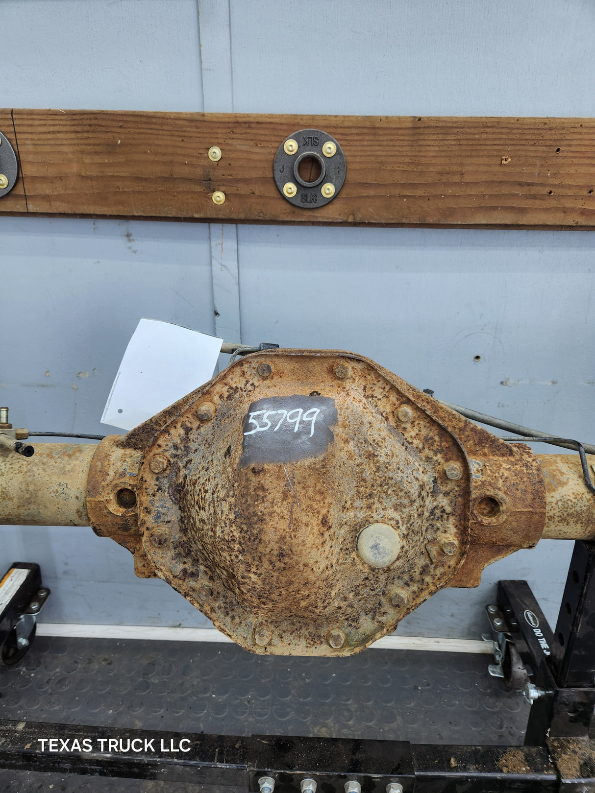 2002-2005 Dodge Ram 1500 Rear Axle 3.55 Gear Ratio 3rd Gen