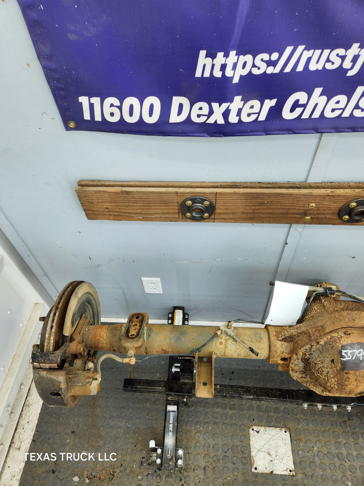 2002-2005 Dodge Ram 1500 Rear Axle 3.55 Gear Ratio 3rd Gen