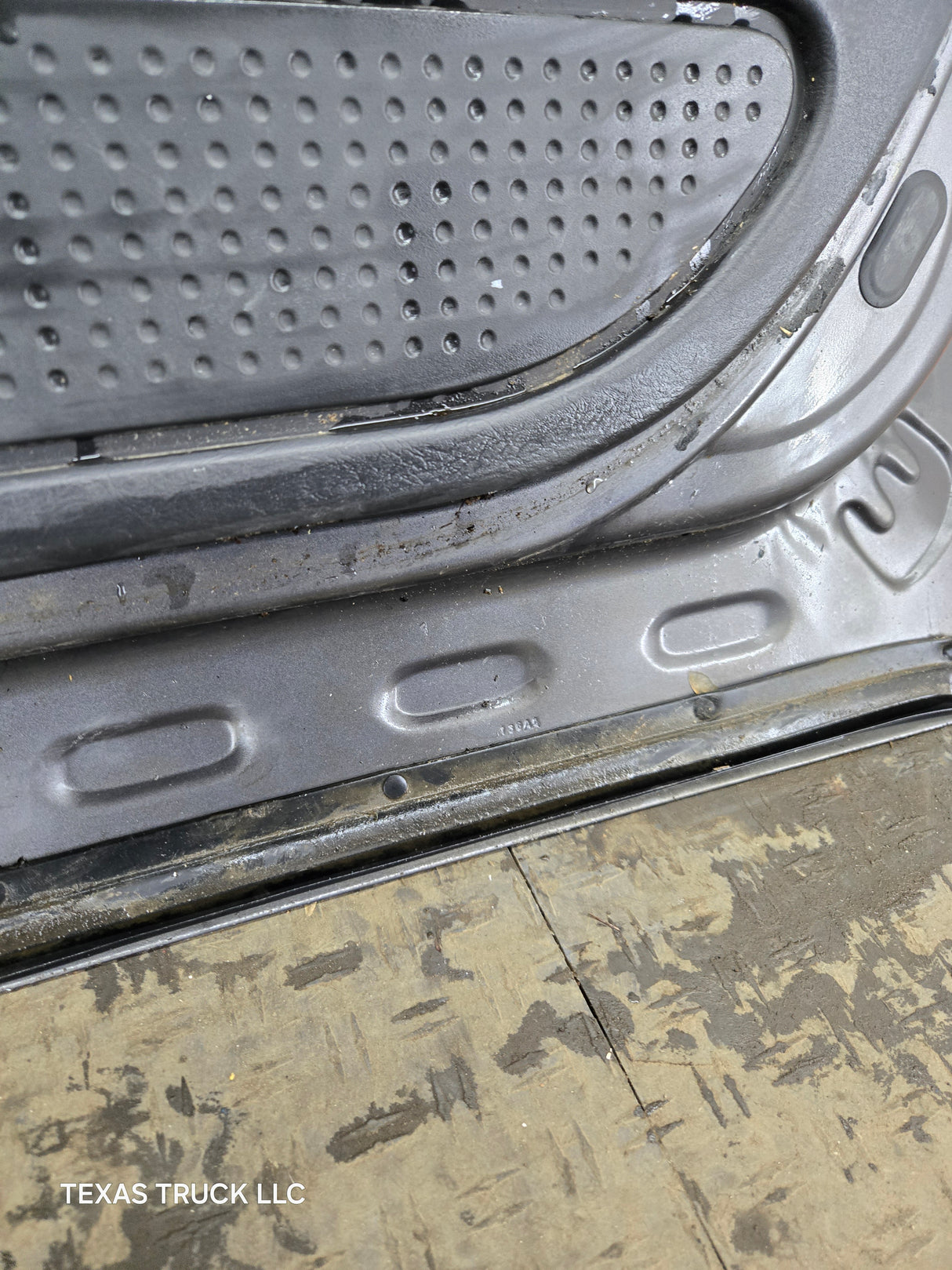 2003-2008 Dodge Ram 3rd Gen RH Passenger Side Rear Quad Cab Door 1500 2500 3500 4500 5500 - Grey