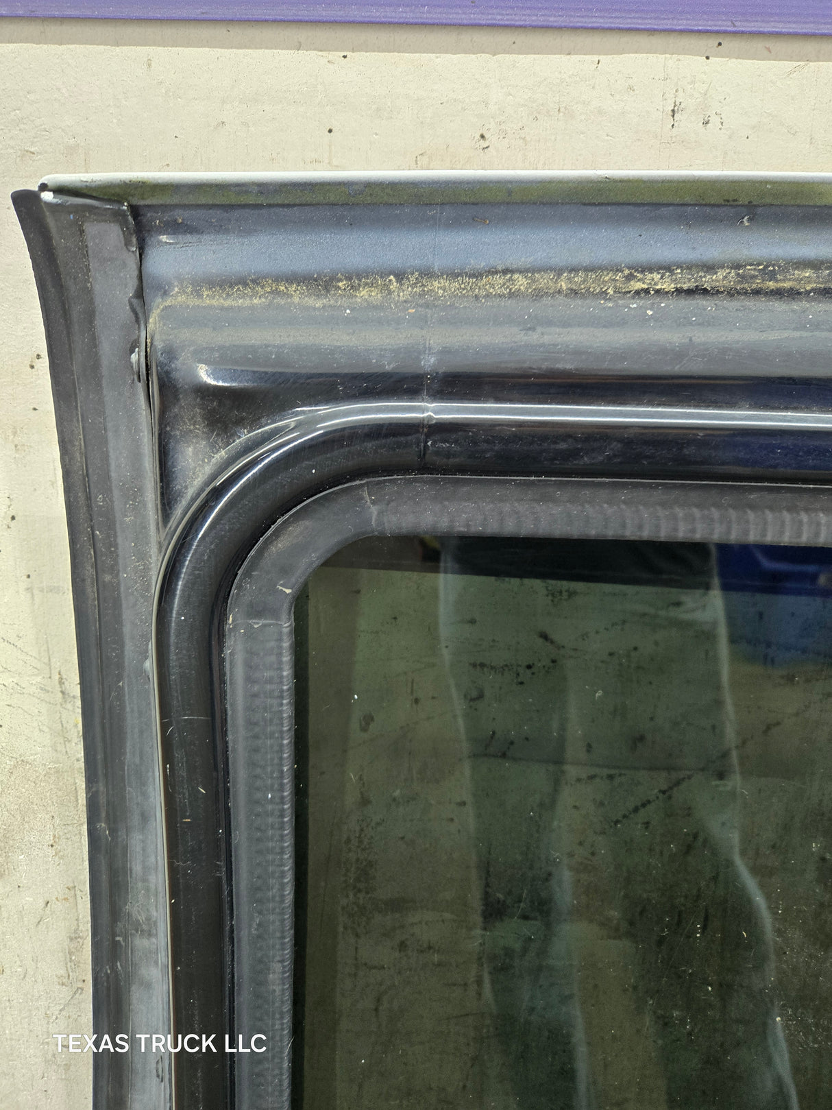 2003-2008 Dodge Ram 3rd Gen RH Passenger Side Rear Quad Cab Door 1500 2500 3500 4500 5500 - White/Black