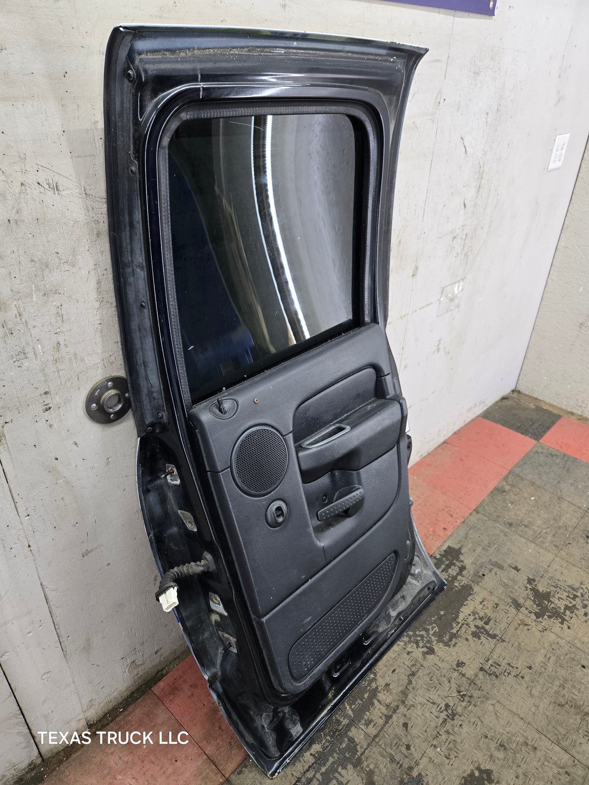 2003-2008 Dodge Ram 3rd Gen RH Passenger Side Rear Quad Cab Door 1500 2500 3500 4500 5500 - White/Black