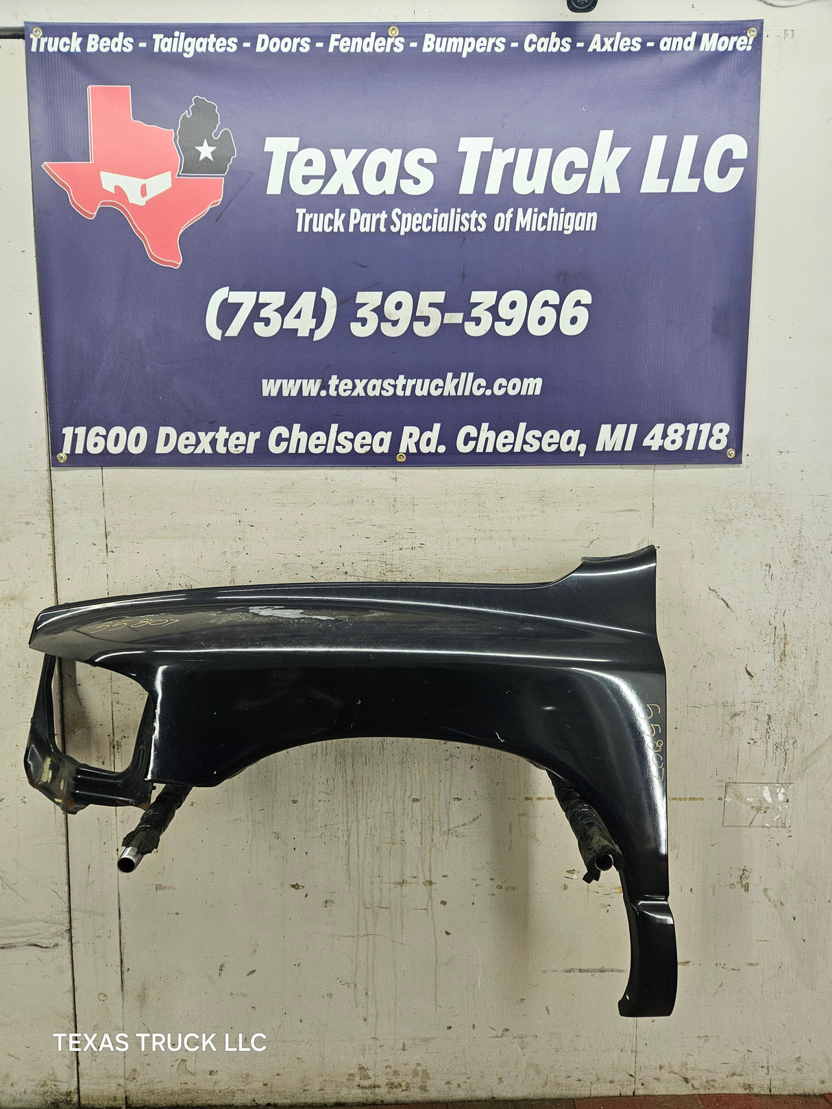 2003-2005 Dodge Ram 3rd Gen Driver Side Fender 1500 2500 3500 LH - Black