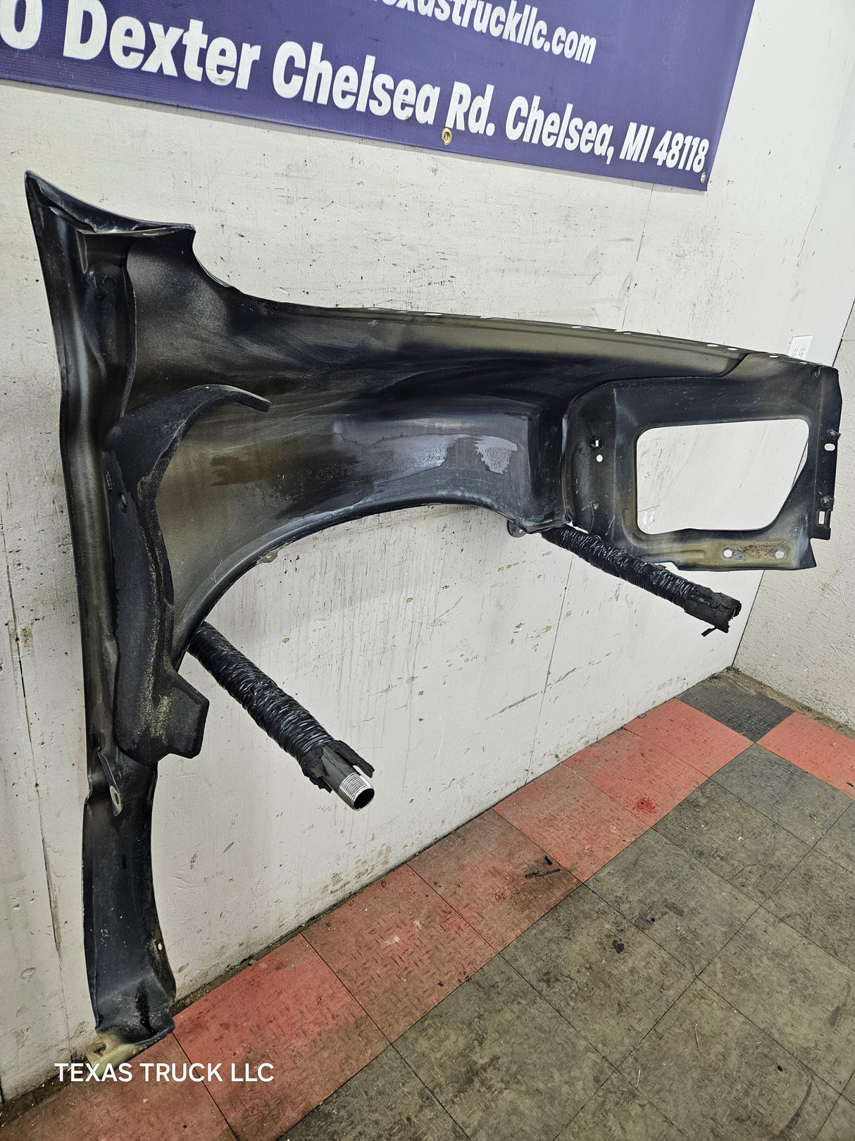 2003-2005 Dodge Ram 3rd Gen Driver Side Fender 1500 2500 3500 LH - Black