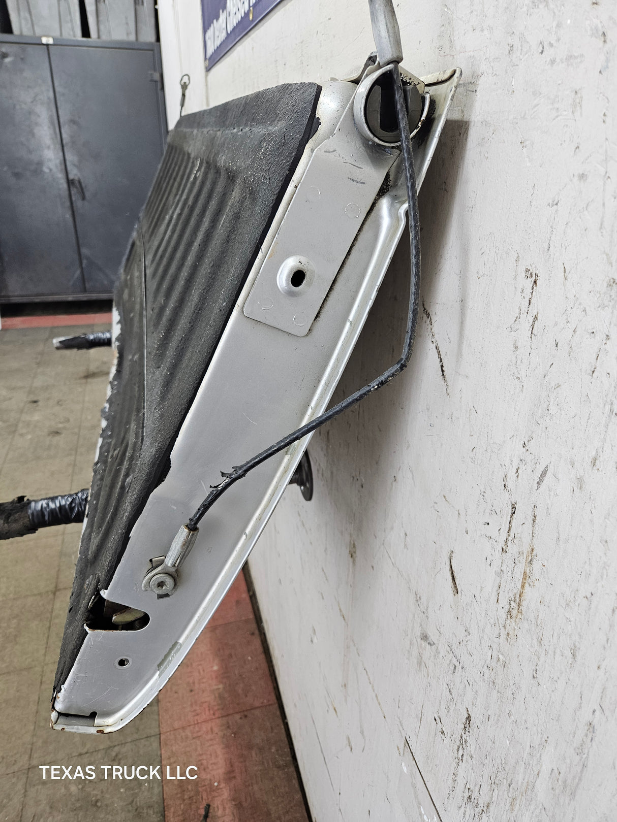 2003-2008 Dodge Ram 1500 2500 3500 3rd Gen Tailgate - Silver