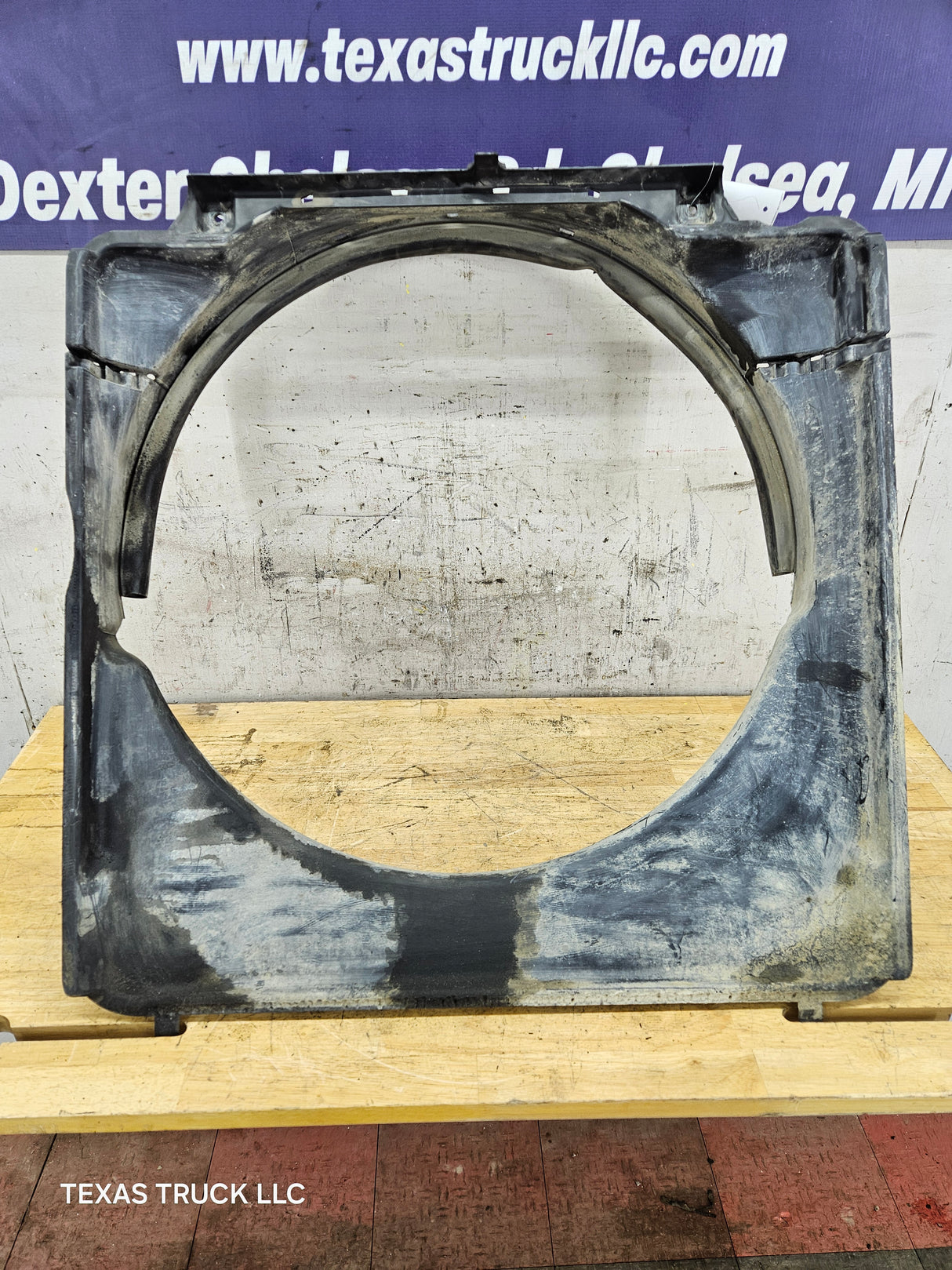 2003-2007 Ford Super Duty 6.0 6.0L Power Stroke Diesel Fan Shroud