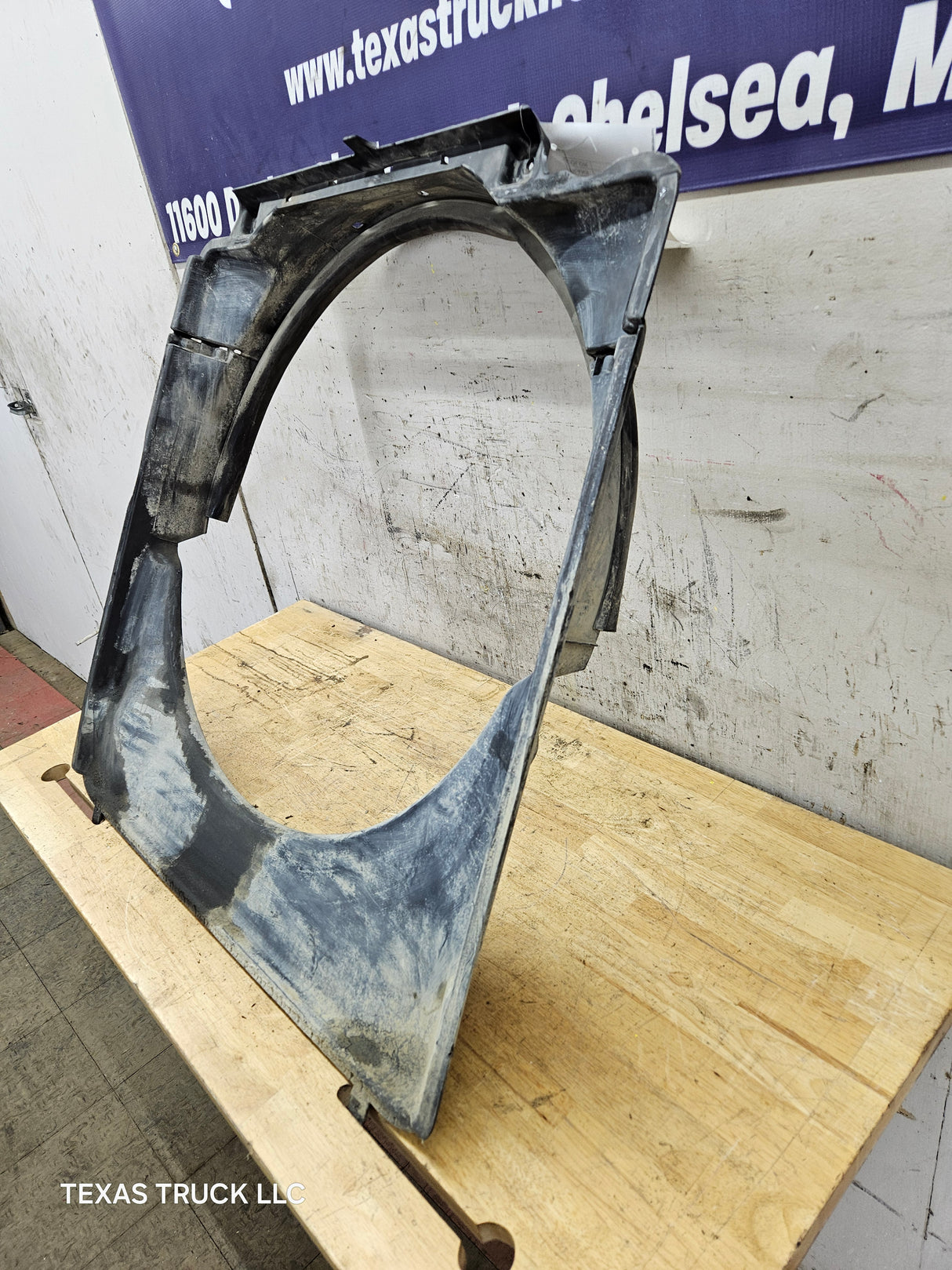 2003-2007 Ford Super Duty 6.0 6.0L Power Stroke Diesel Fan Shroud