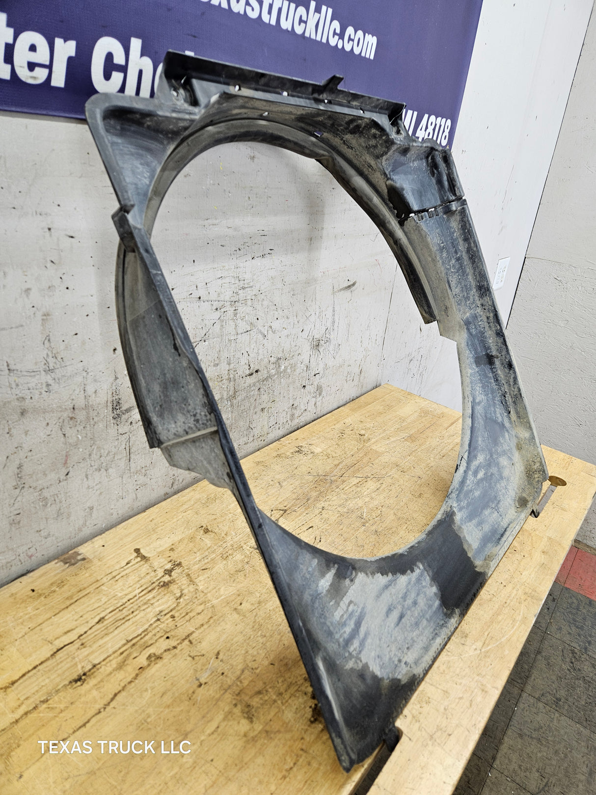 2003-2007 Ford Super Duty 6.0 6.0L Power Stroke Diesel Fan Shroud