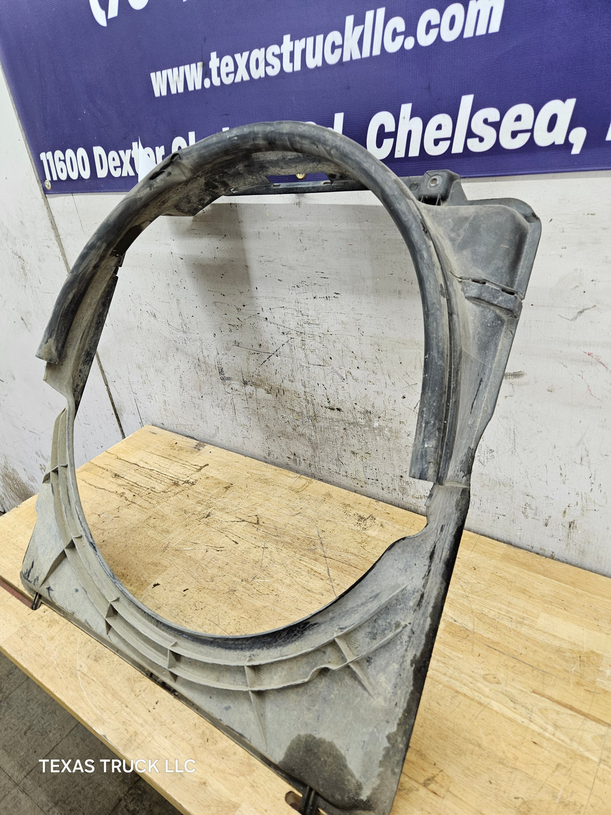 2003-2007 Ford Super Duty 6.0 6.0L Power Stroke Diesel Fan Shroud