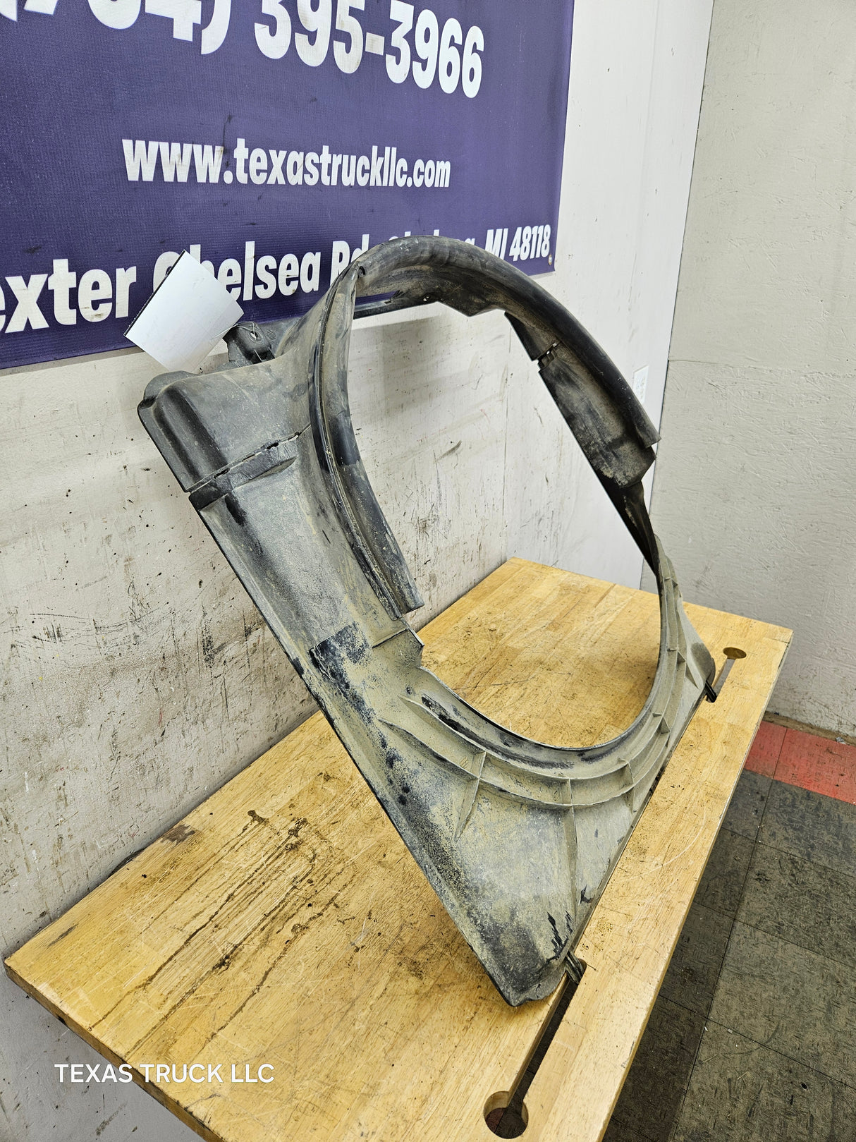 2003-2007 Ford Super Duty 6.0 6.0L Power Stroke Diesel Fan Shroud