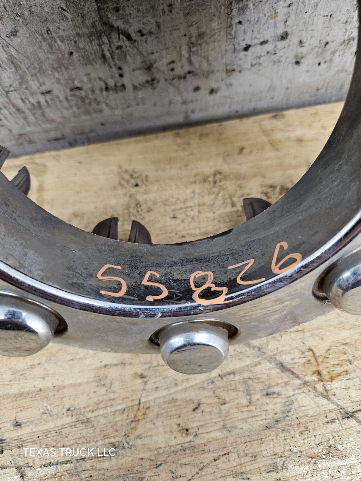 2008-2016 Ford Super Duty F250 F350 Front Hub Cap Chrome Center Cap 4x4 8 LUG