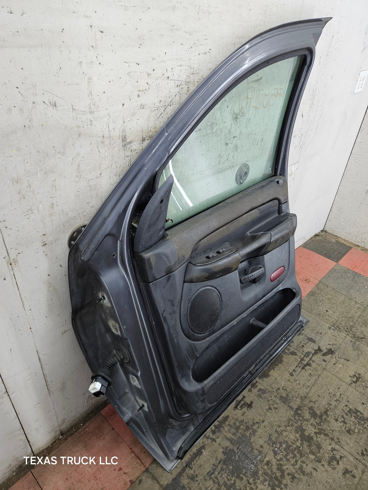 2003-2008 Dodge Ram 3rd Gen Passenger Side Front Quad Cab Crew Cab Door 1500 2500 3500 4500 5500 - Gray