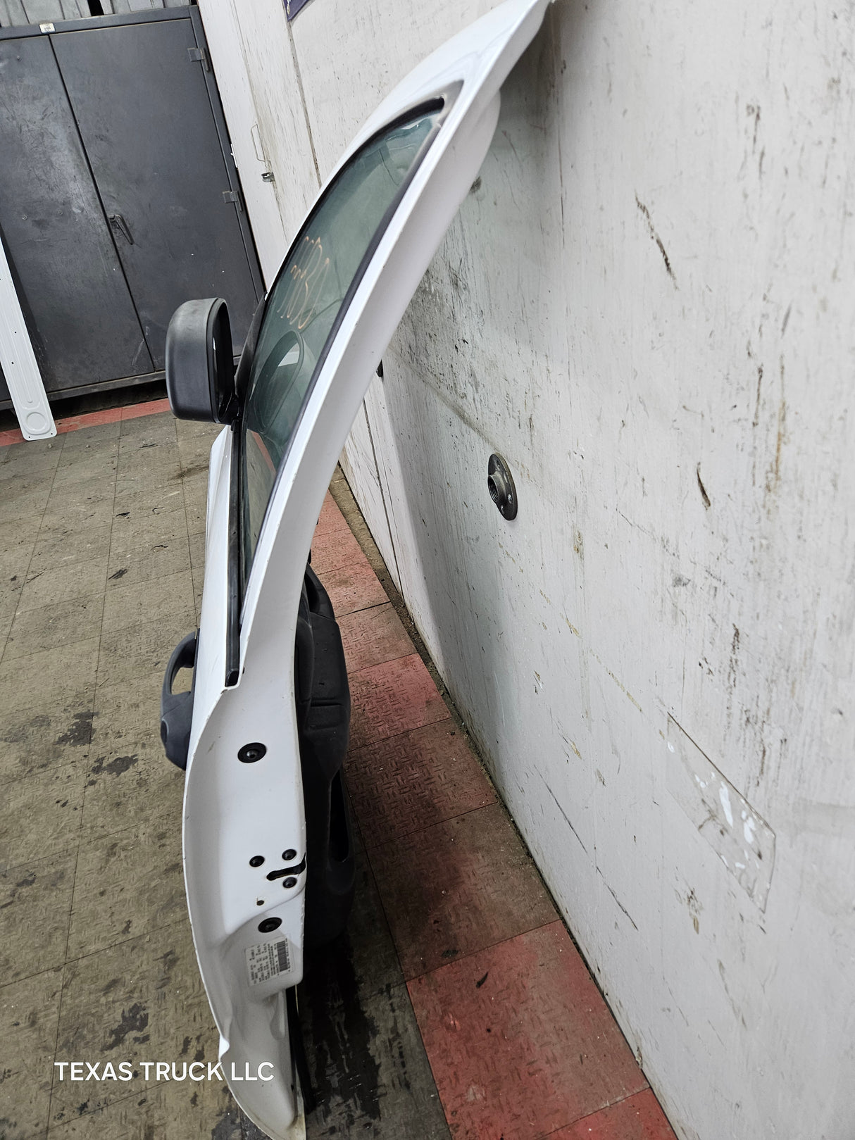 2003-2008 Dodge Ram 3rd Gen Driver Side Front Quad Cab Crew Cab Door 1500 2500 3500 4500 5500 - White