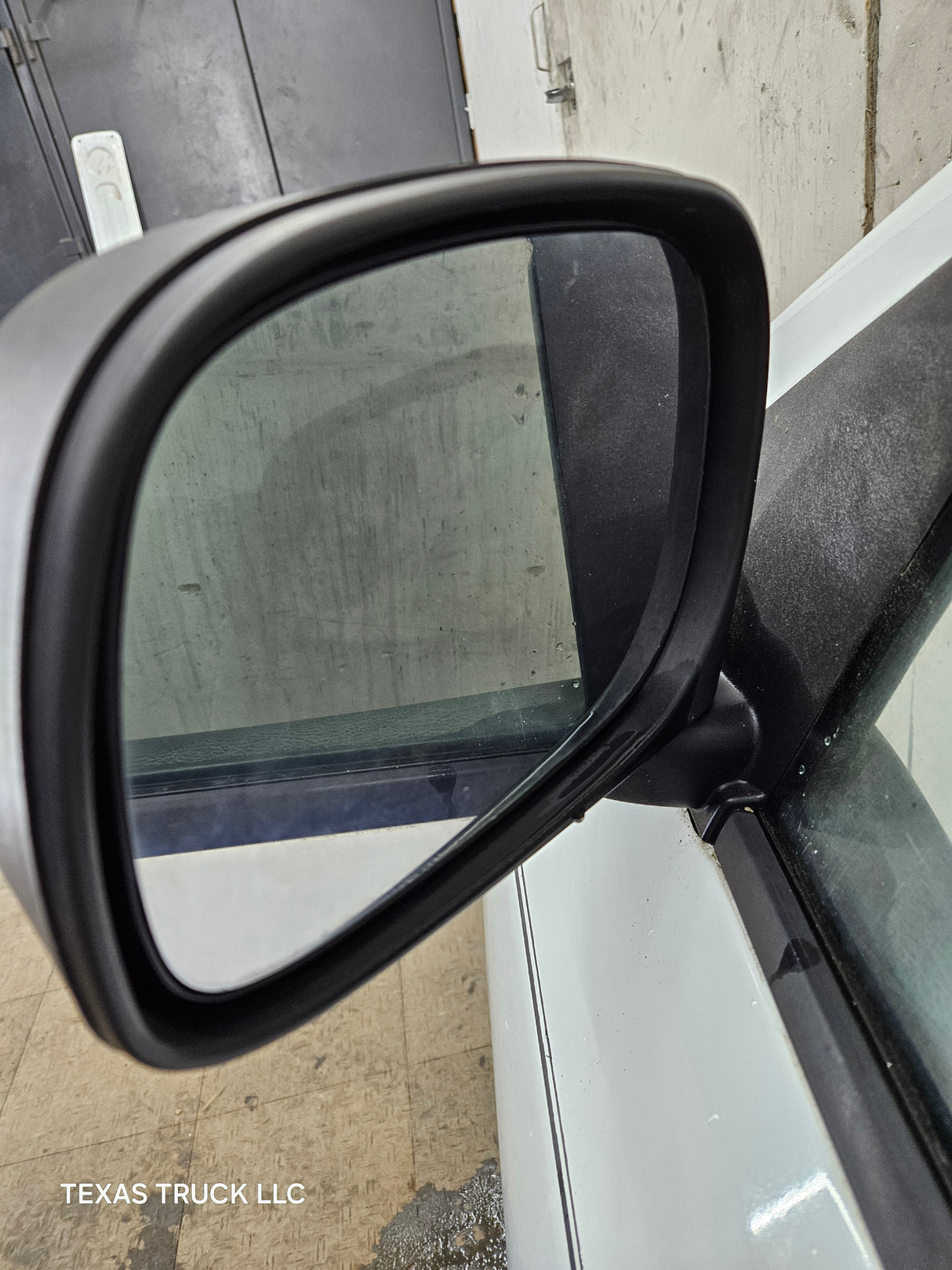 2003-2008 Dodge Ram 3rd Gen Driver Side Front Quad Cab Crew Cab Door 1500 2500 3500 4500 5500 - White