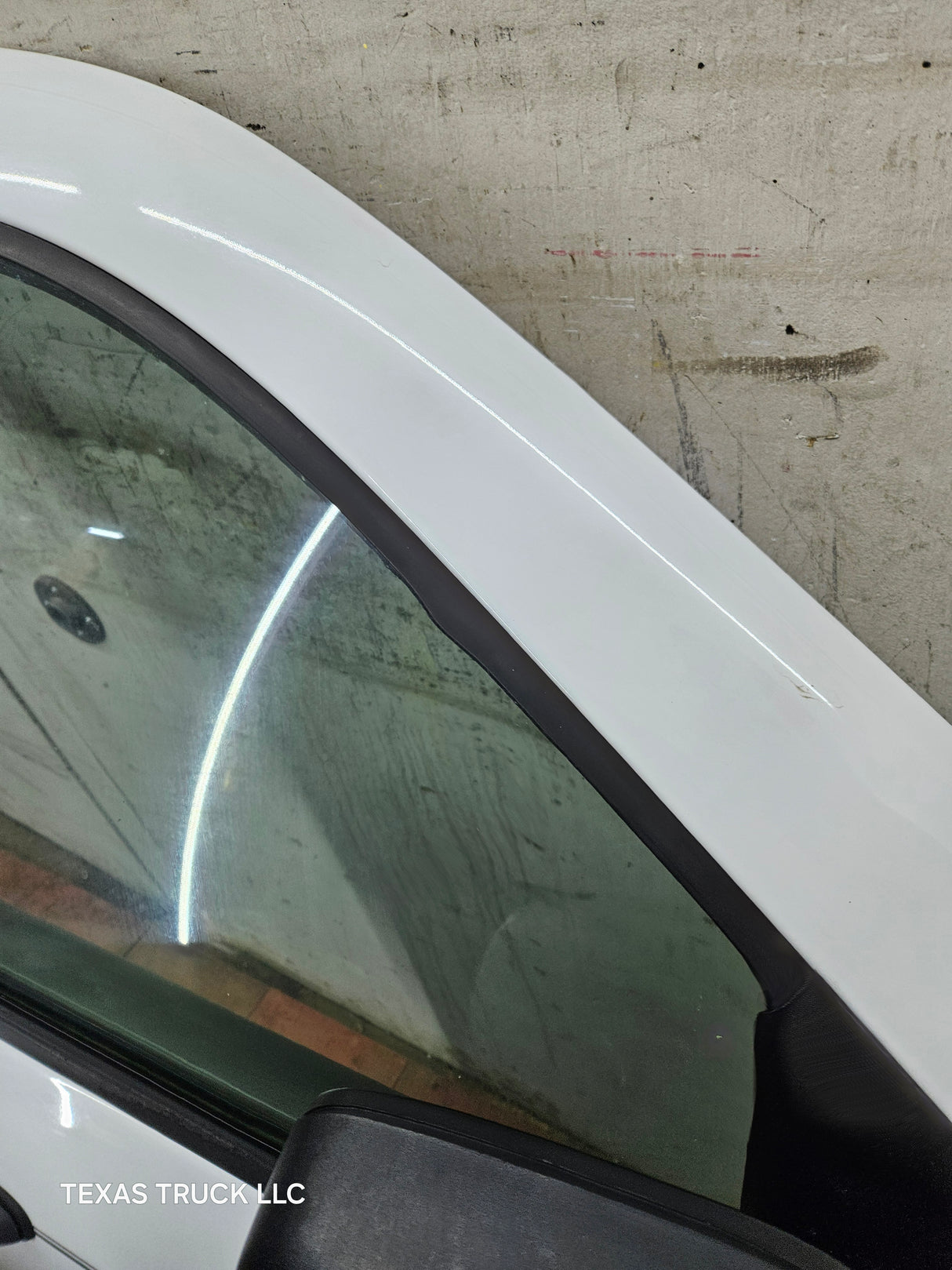 2003-2008 Dodge Ram 3rd Gen Passenger Side Front Quad Cab Crew Cab Door 1500 2500 3500 4500 5500 - White