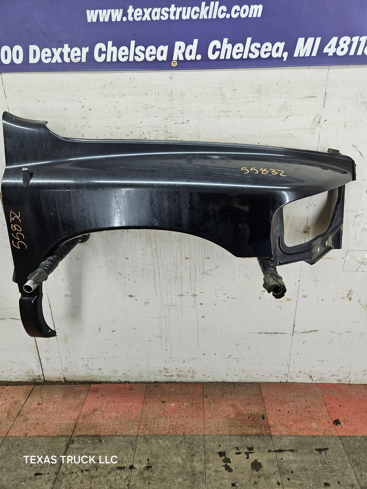 2003-2005 Dodge Ram 3rd Gen 1500 2500 3500 RH Passenger Side Fender - Black