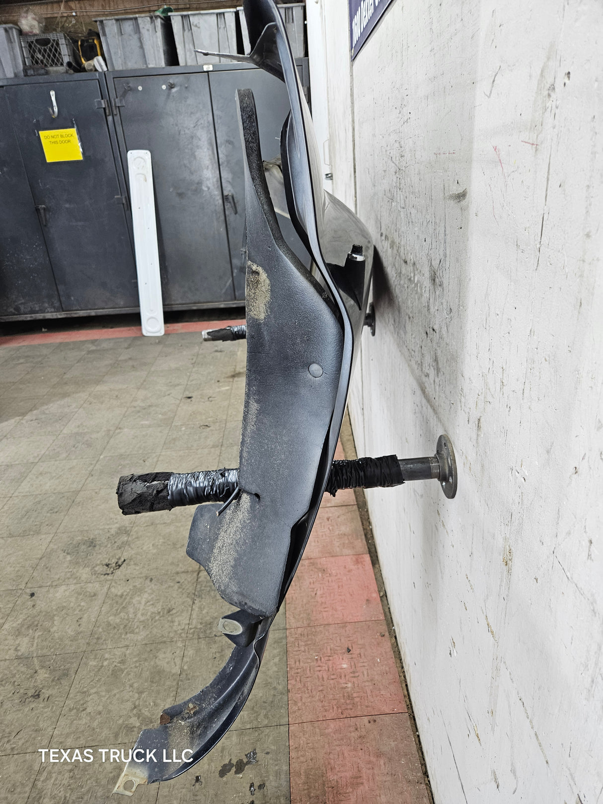 2003-2005 Dodge Ram 3rd Gen 1500 2500 3500 RH Passenger Side Fender - Black