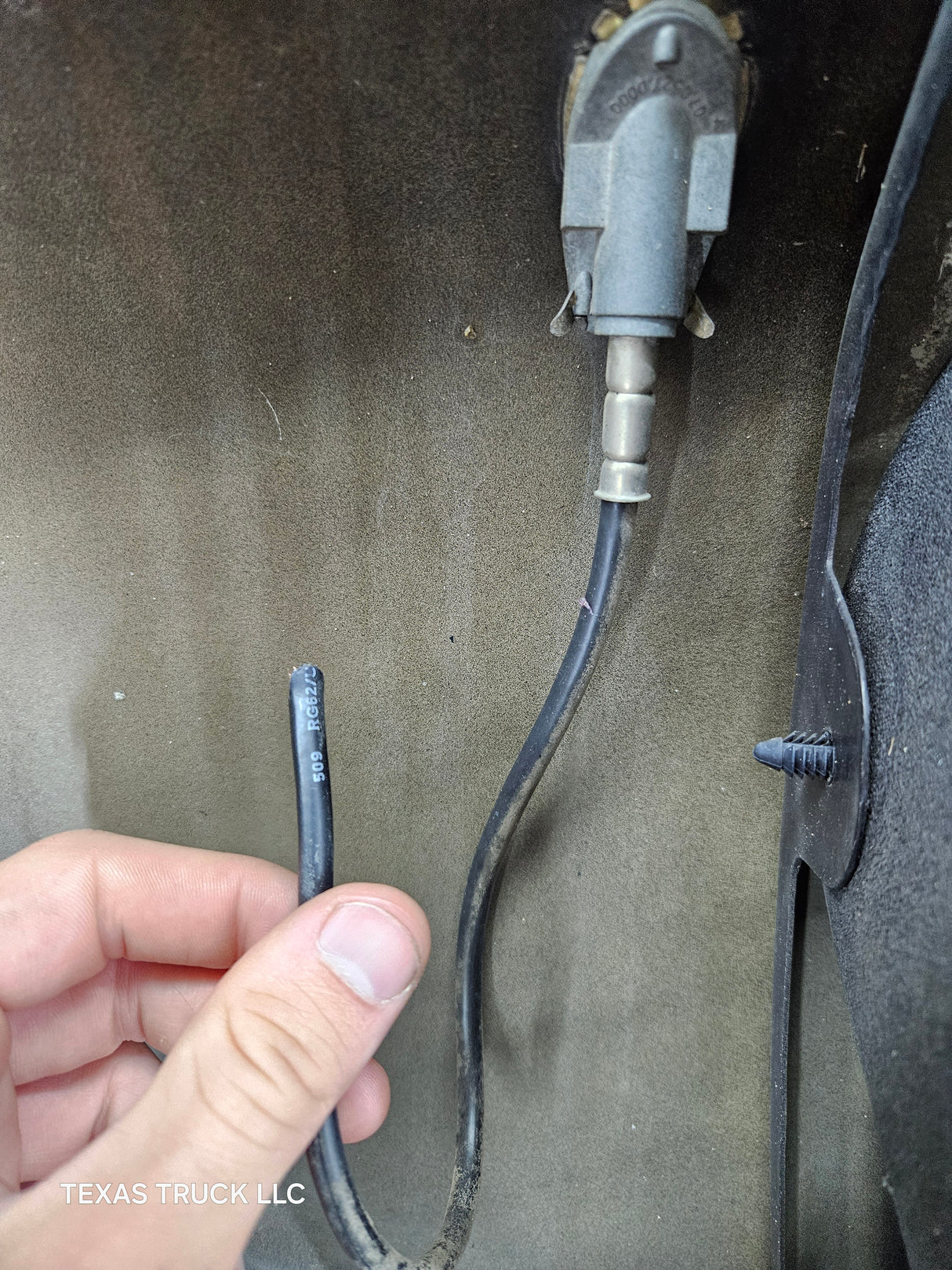 2003-2005 Dodge Ram 3rd Gen 1500 2500 3500 RH Passenger Side Fender - Black