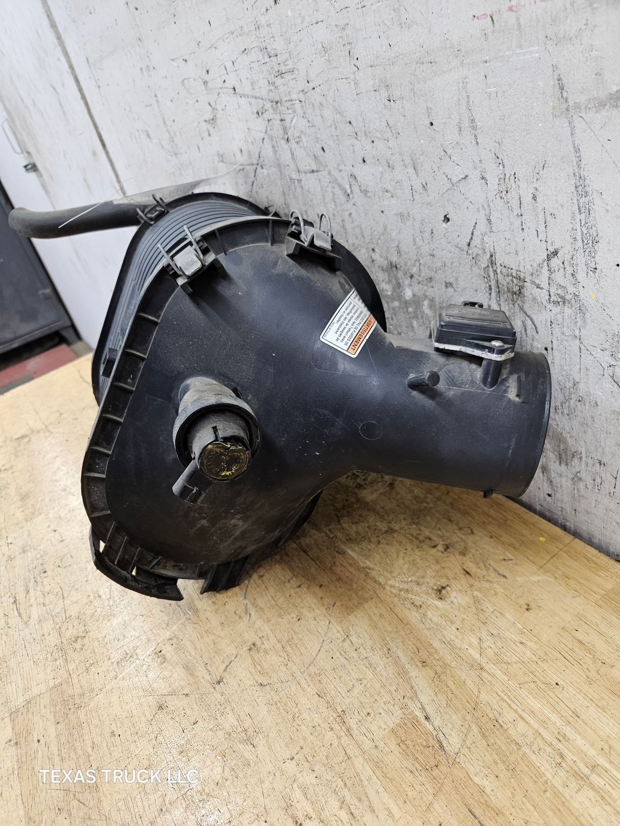 2003-2007 Ford Super Duty 6.0 6.0L Power Stroke Diesel Intake Air Box