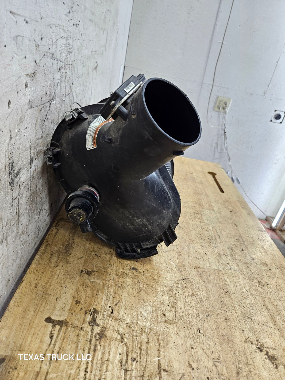 2003-2007 Ford Super Duty 6.0 6.0L Power Stroke Diesel Intake Air Box