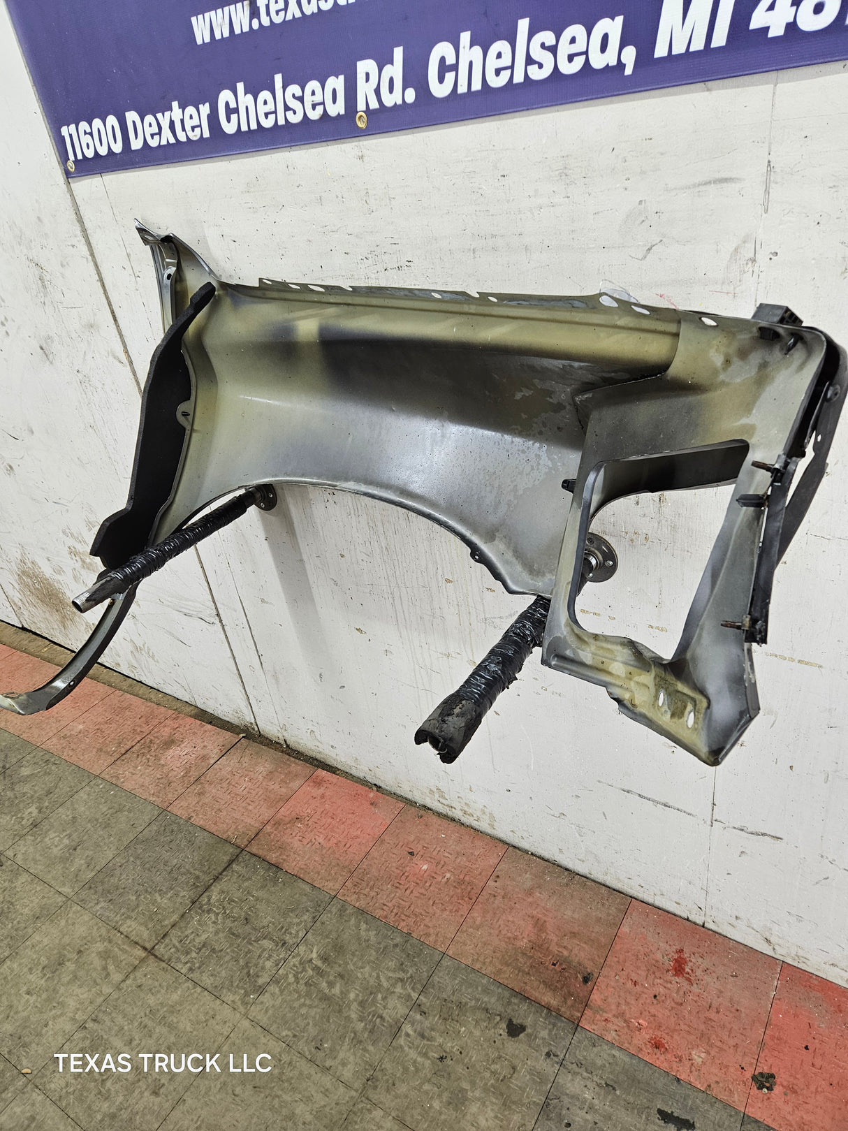 2003-2005 Dodge Ram 3rd Gen 1500 2500 3500 LH Driver Side Fender - Gray