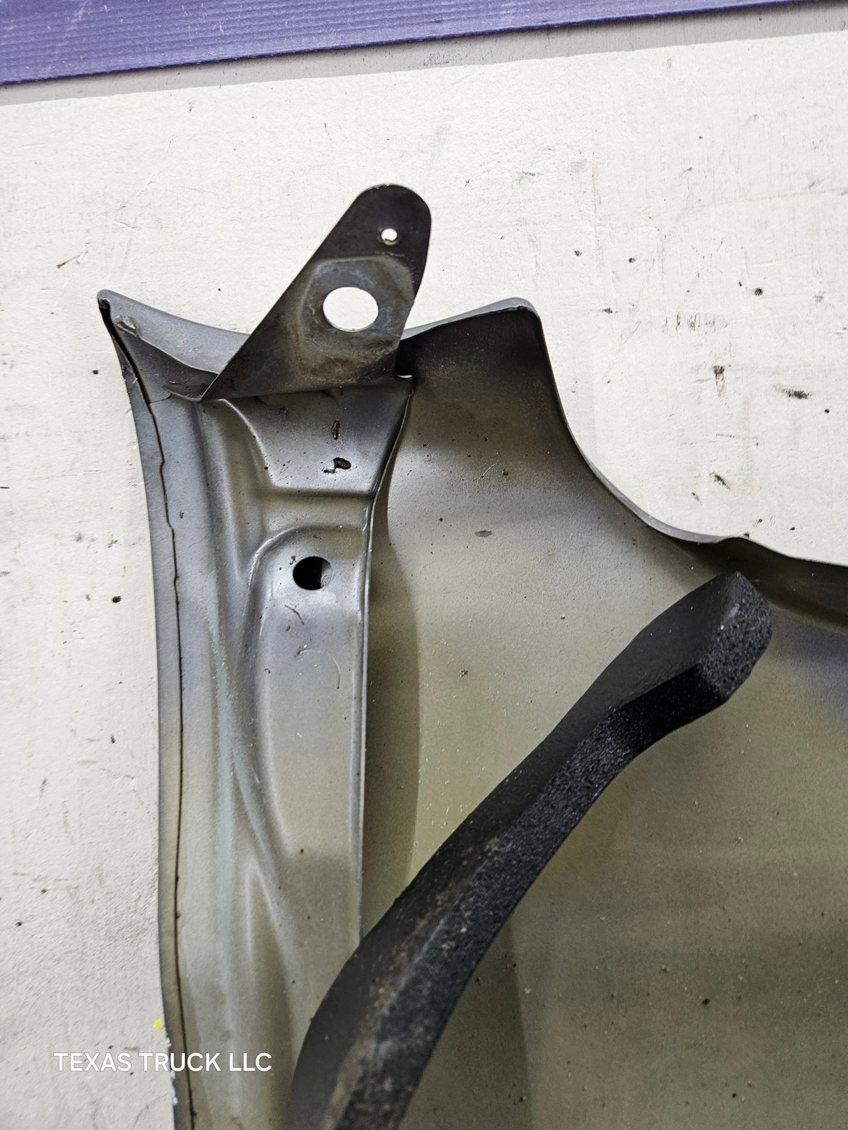 2003-2005 Dodge Ram 3rd Gen 1500 2500 3500 LH Driver Side Fender - Gray