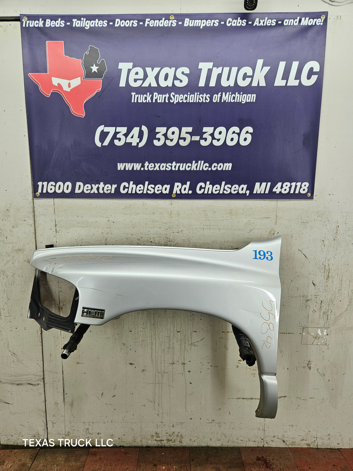 2003-2005 Dodge Ram 3rd Gen 1500 2500 3500 LH Driver Side Fender - Gray