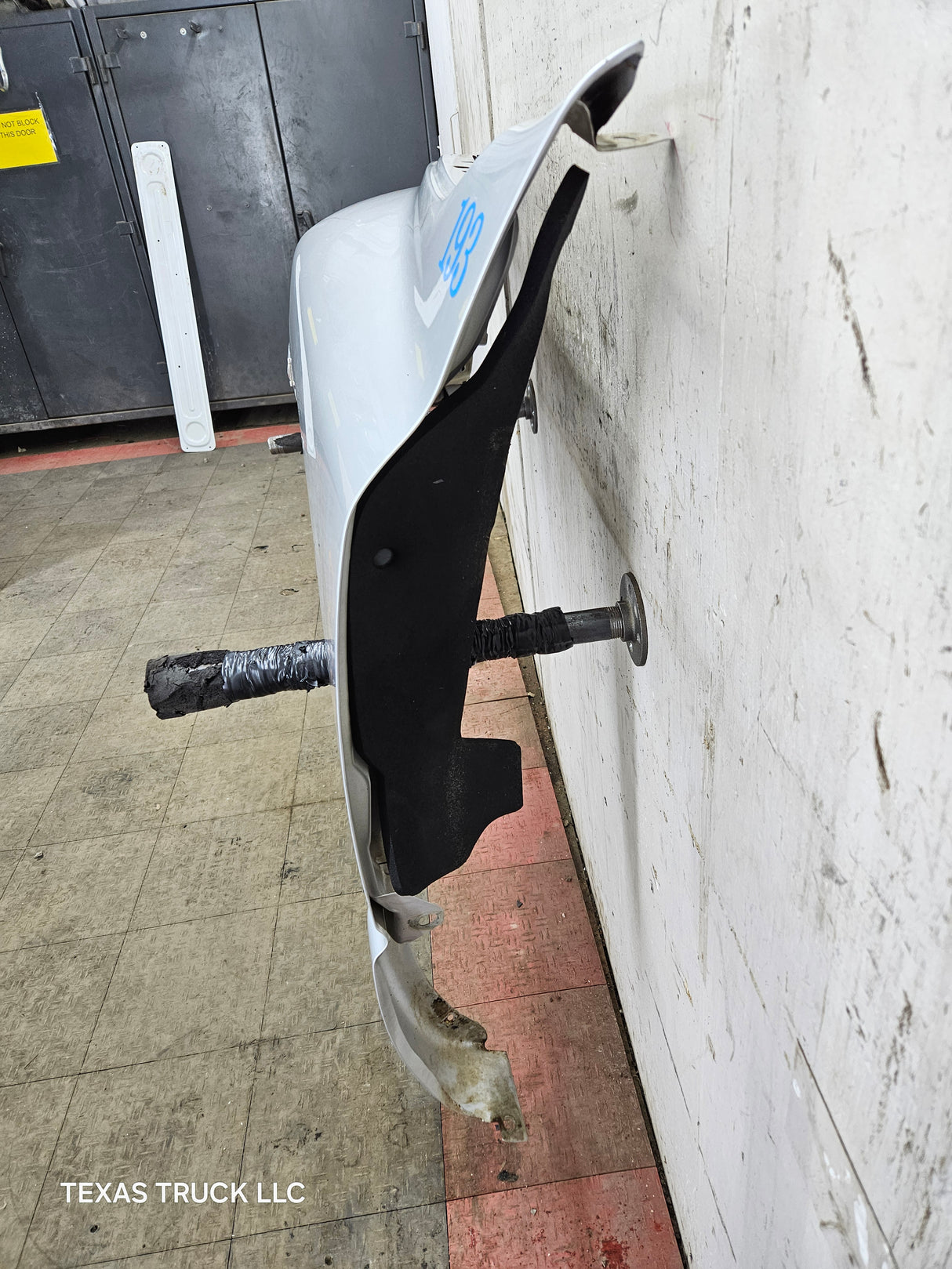 2003-2005 Dodge Ram 3rd Gen 1500 2500 3500 LH Driver Side Fender - Gray