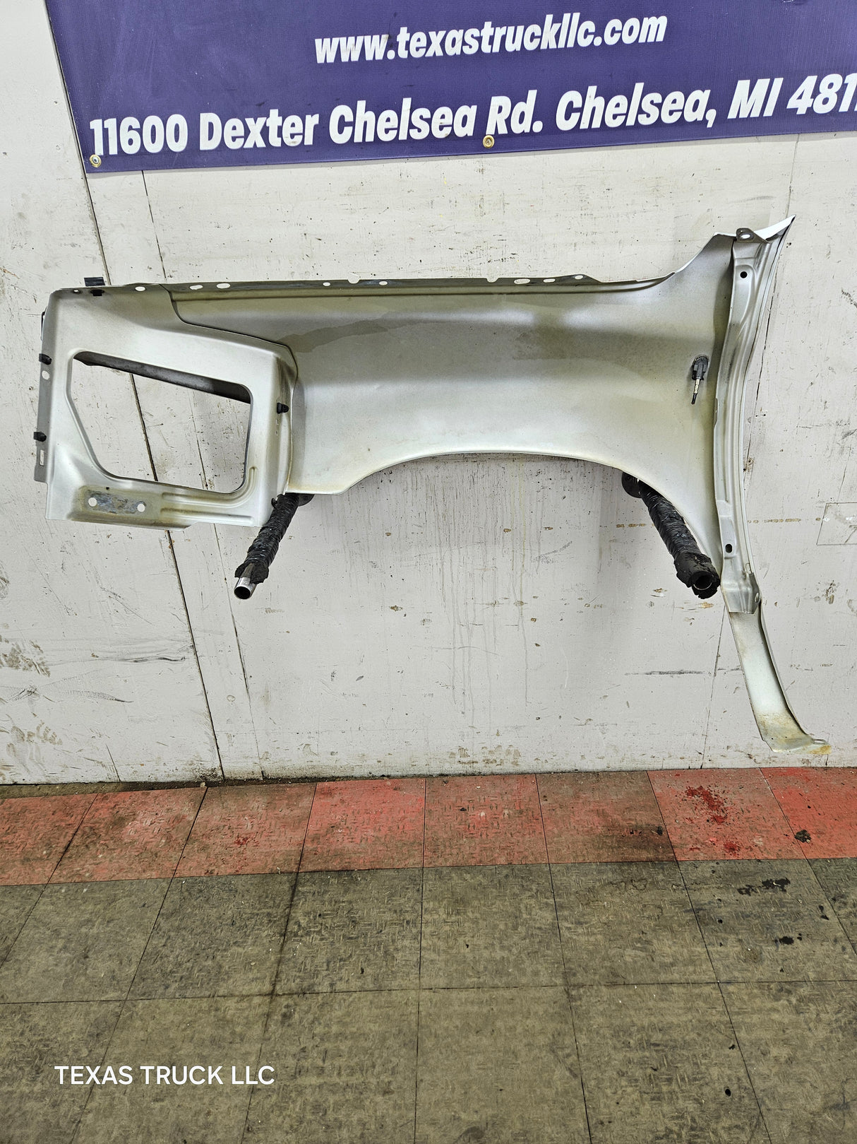 2003-2005 Dodge Ram 3rd Gen 1500 2500 3500 RH Passenger Side Fender - Gray