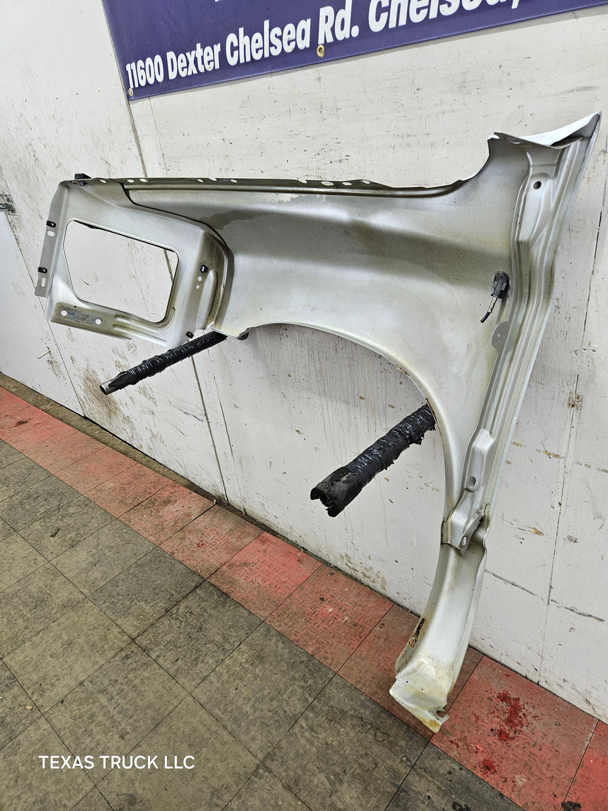 2003-2005 Dodge Ram 3rd Gen 1500 2500 3500 RH Passenger Side Fender - Gray