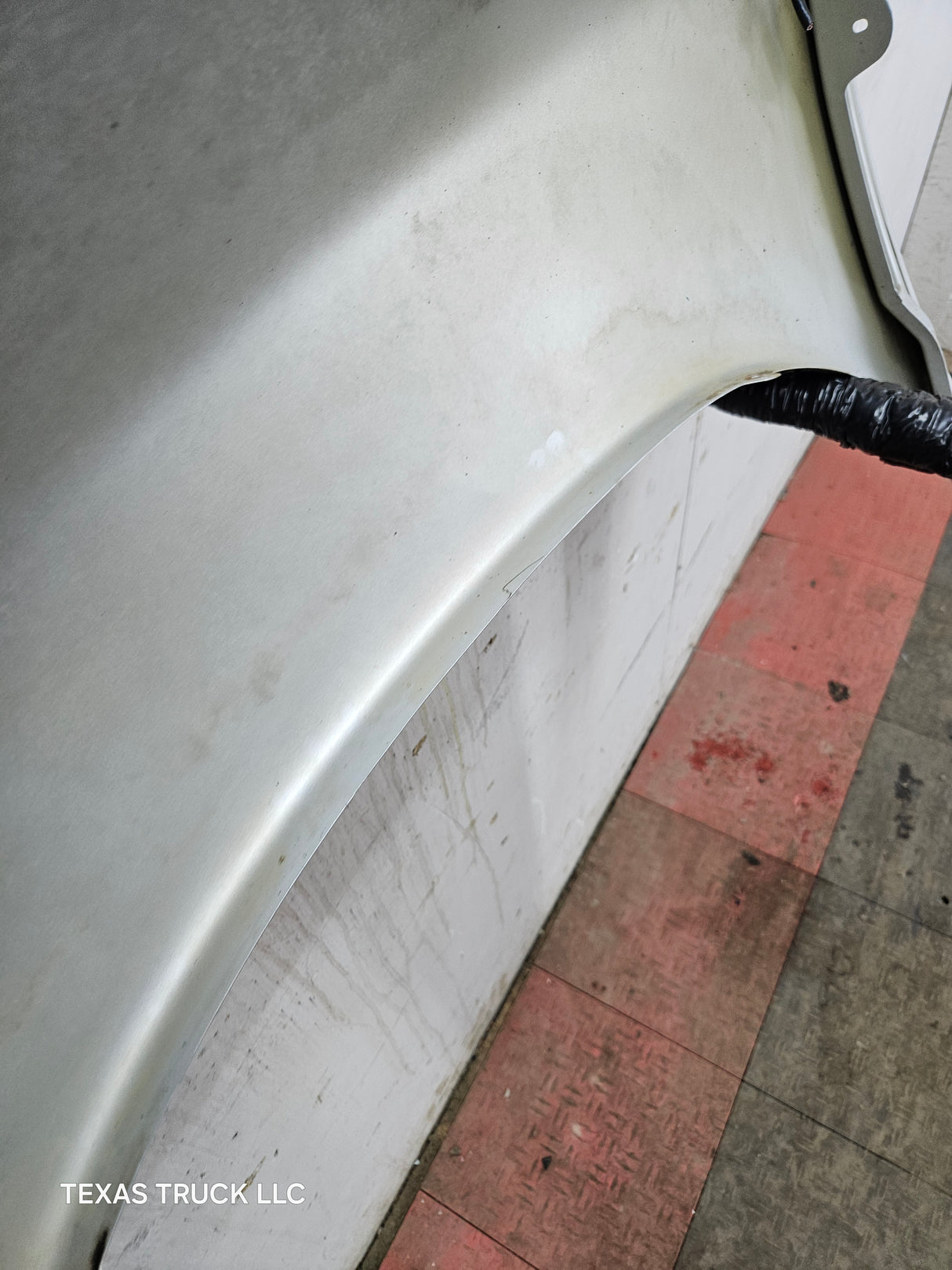 2003-2005 Dodge Ram 3rd Gen 1500 2500 3500 RH Passenger Side Fender - Gray