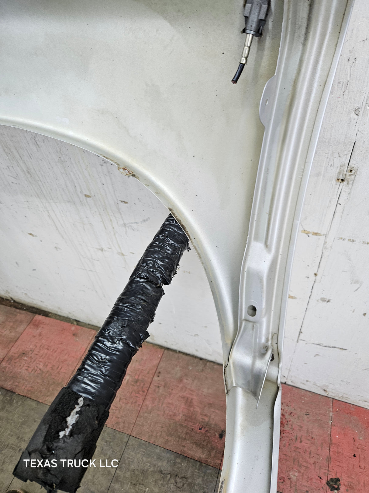 2003-2005 Dodge Ram 3rd Gen 1500 2500 3500 RH Passenger Side Fender - Gray