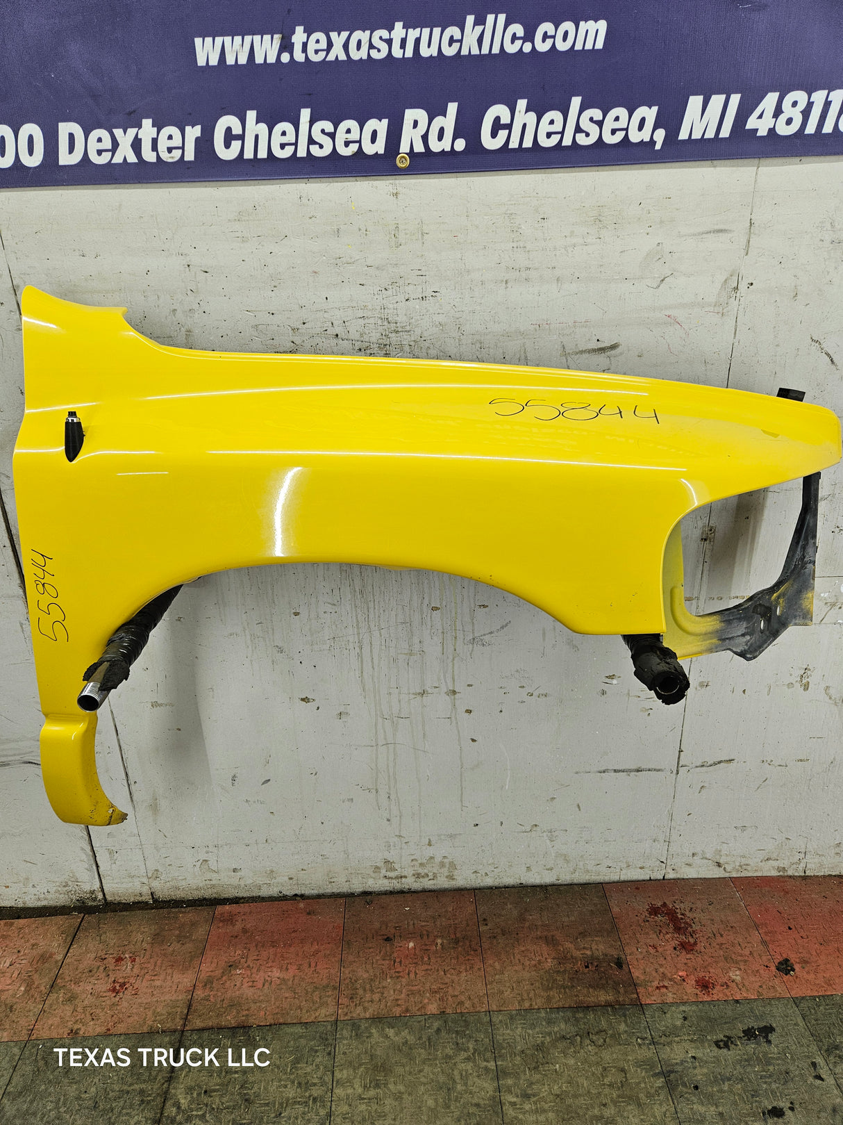 2003-2005 Dodge Ram 3rd Gen 1500 2500 3500 RH Passenger Side Fender