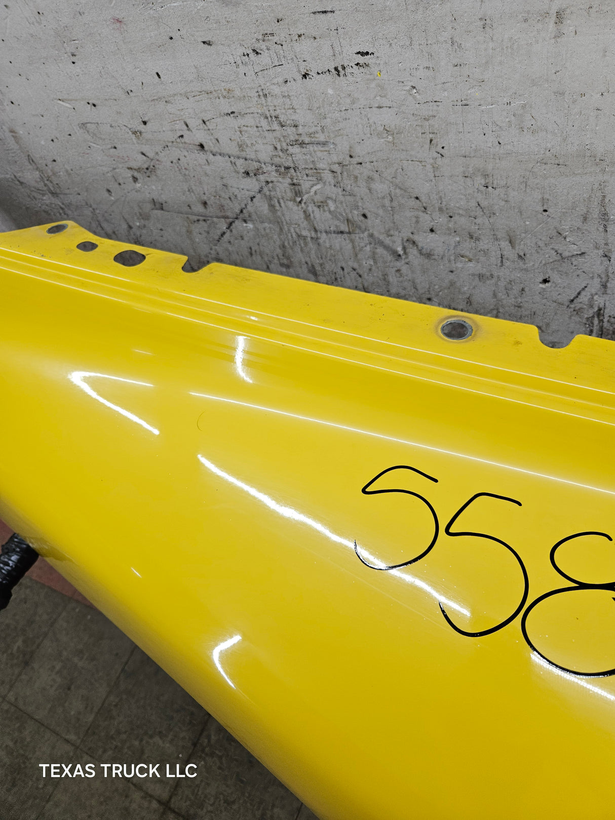 2003-2005 Dodge Ram 3rd Gen 1500 2500 3500 RH Passenger Side Fender