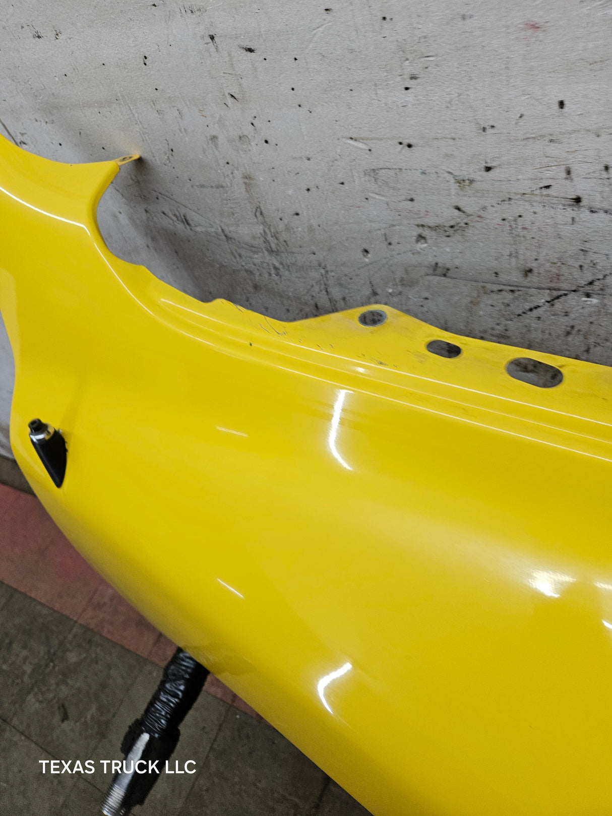 2003-2005 Dodge Ram 3rd Gen 1500 2500 3500 RH Passenger Side Fender