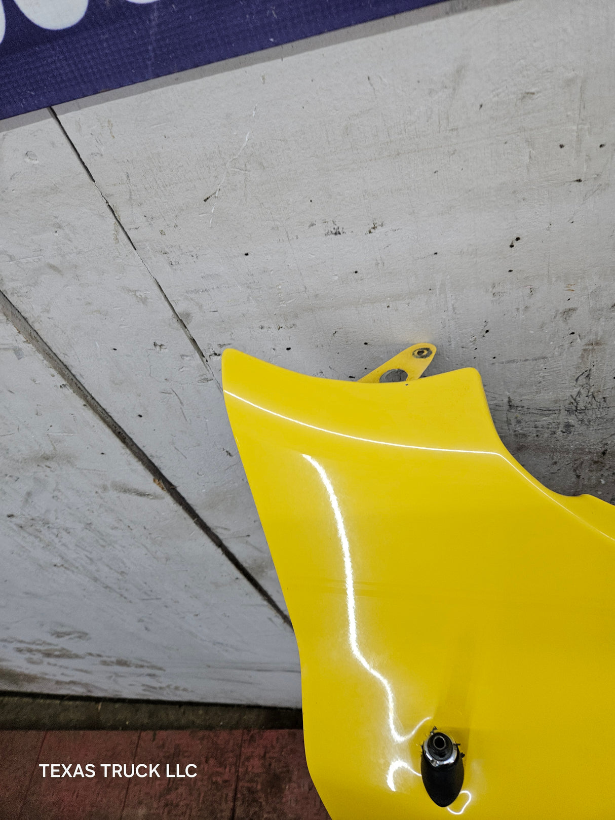 2003-2005 Dodge Ram 3rd Gen 1500 2500 3500 RH Passenger Side Fender