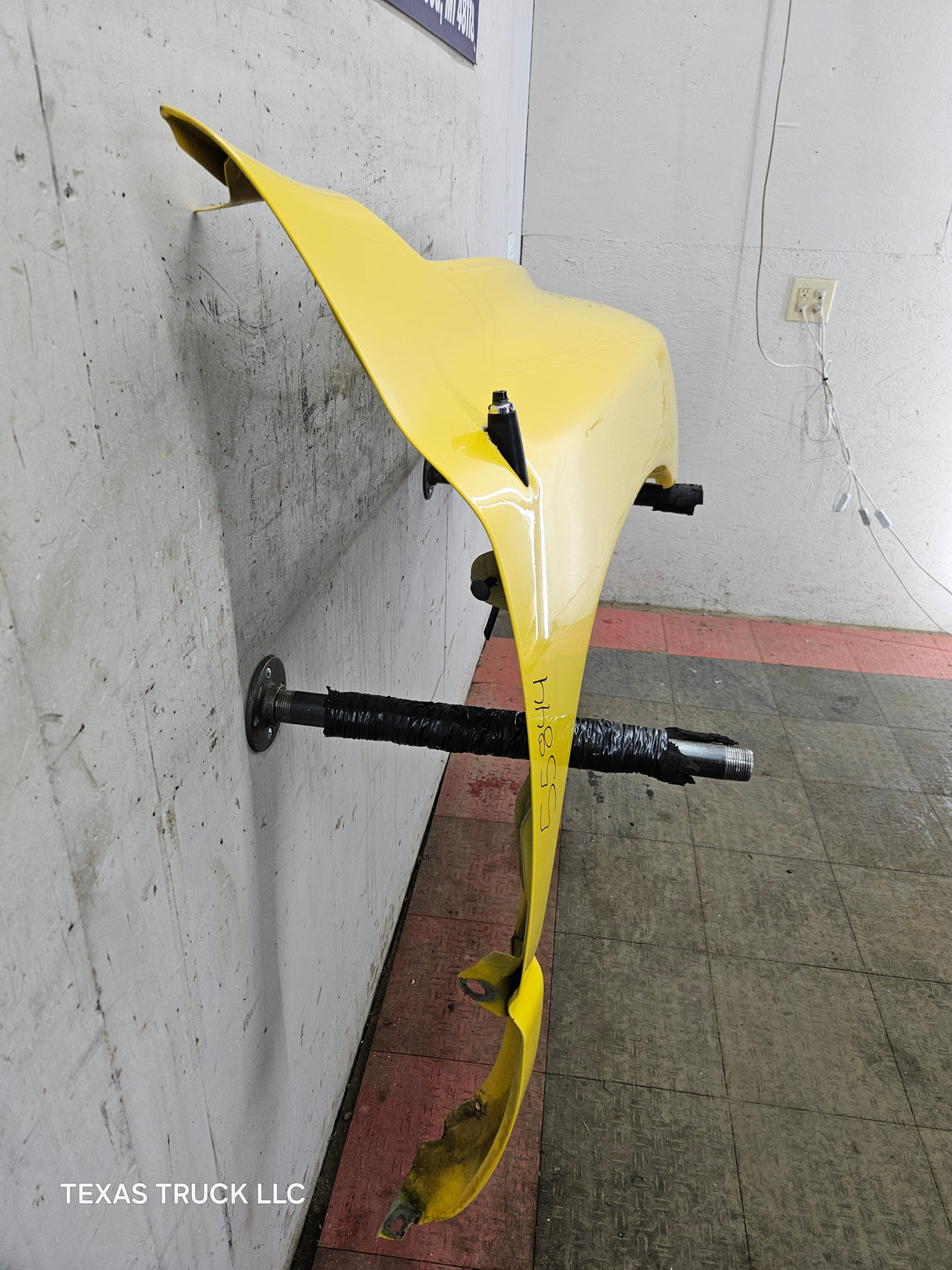 2003-2005 Dodge Ram 3rd Gen 1500 2500 3500 RH Passenger Side Fender