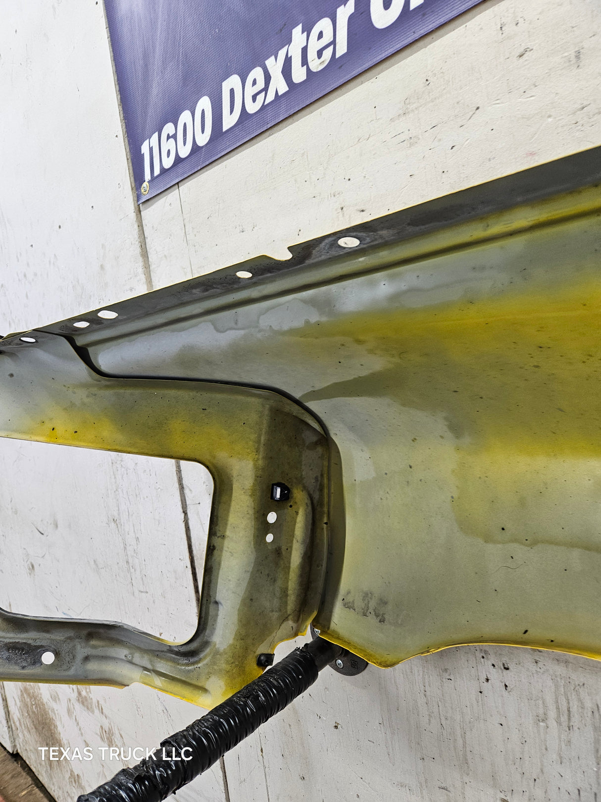 2003-2005 Dodge Ram 3rd Gen 1500 2500 3500 RH Passenger Side Fender