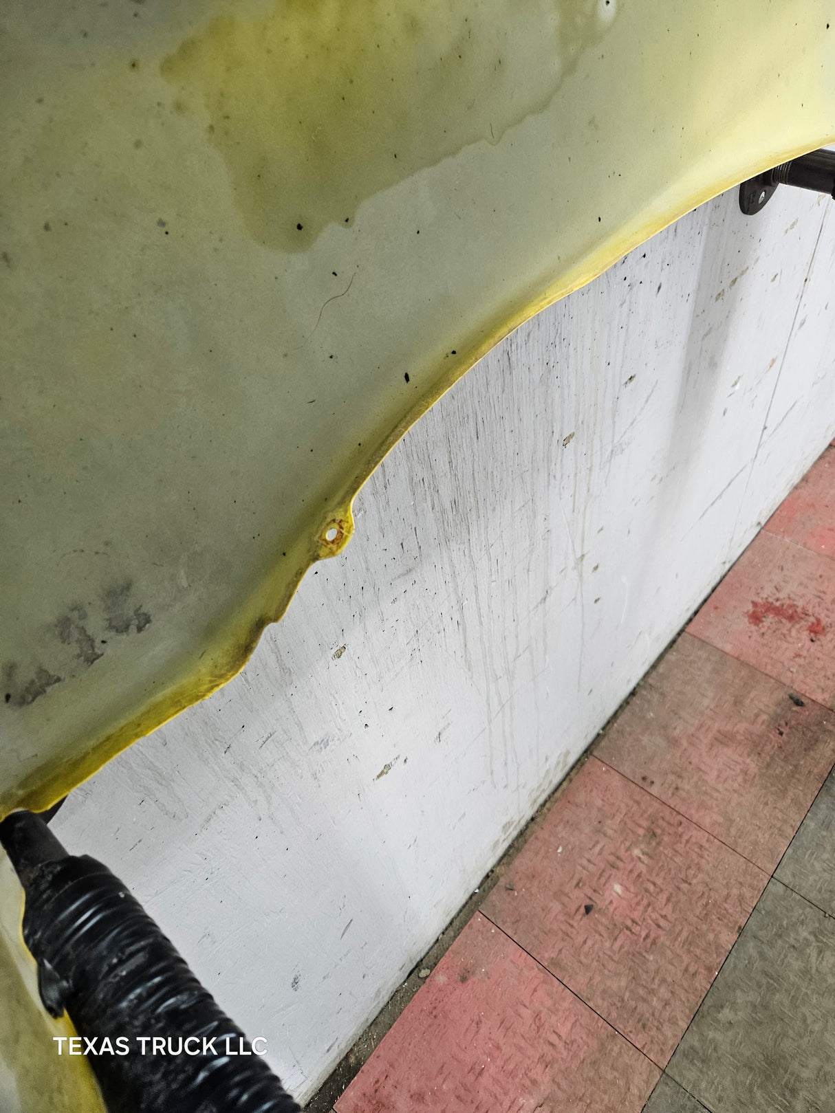 2003-2005 Dodge Ram 3rd Gen 1500 2500 3500 RH Passenger Side Fender