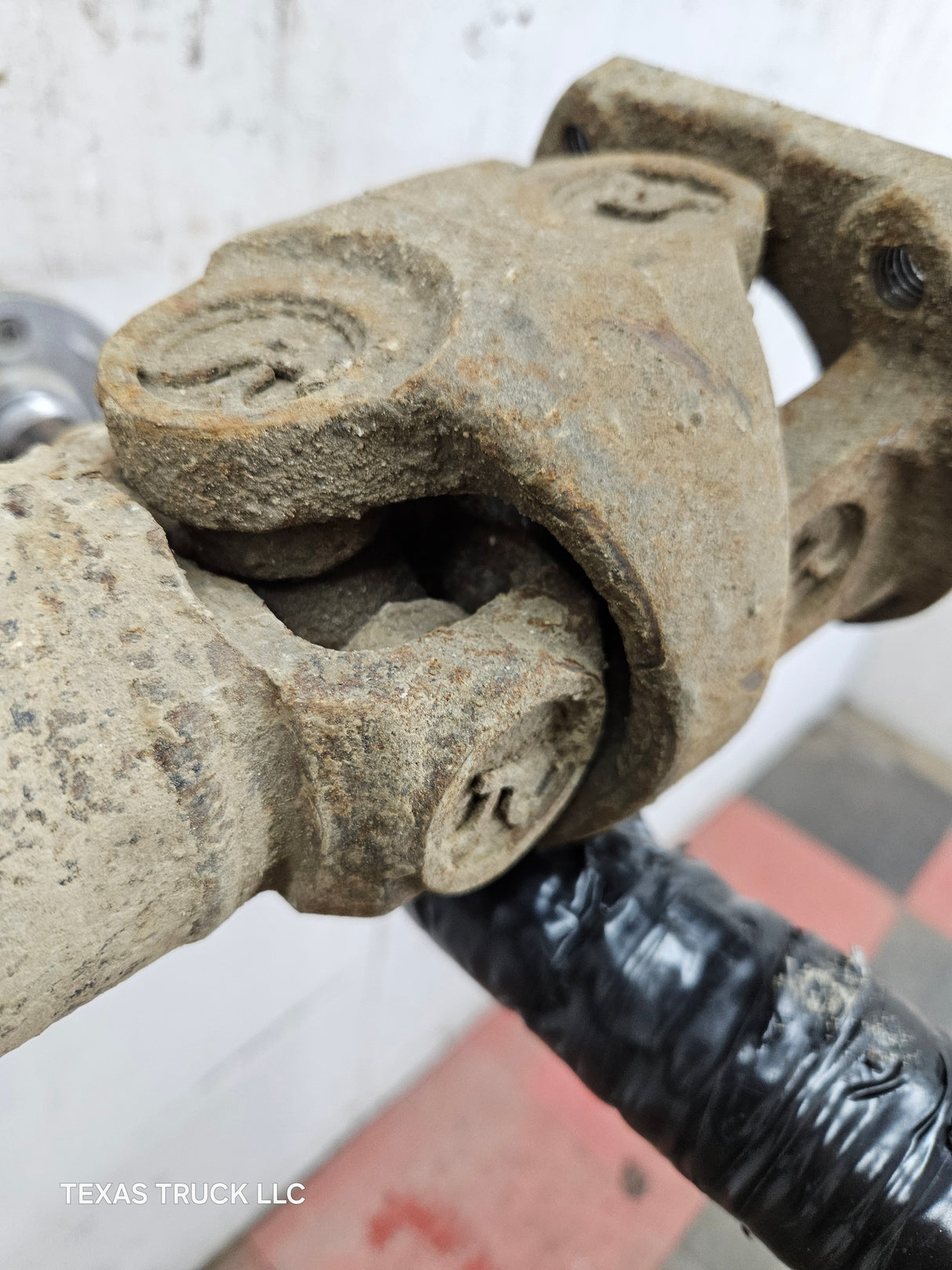 2003-2010 Ford F250 F350 F450 F550 Super Duty Front Drive Shaft 5C34-4A376-DF