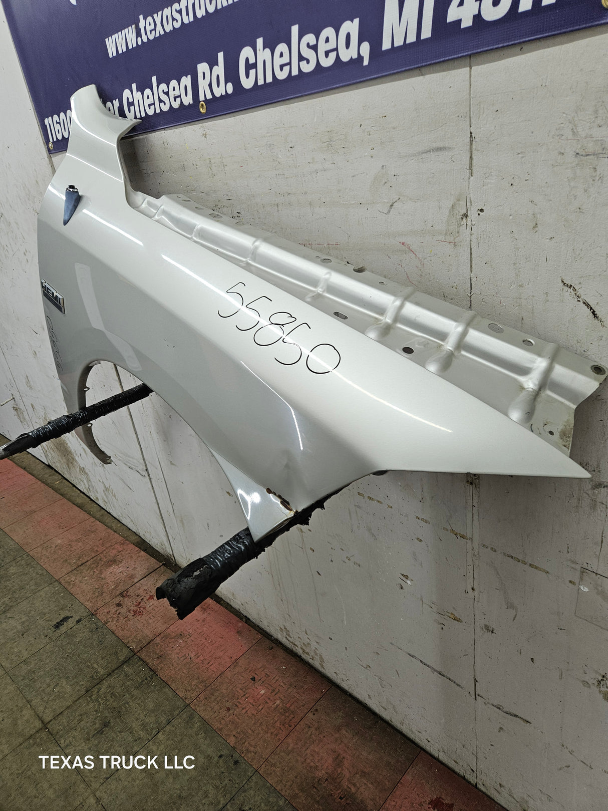 2009-2018 Dodge Ram 4th Gen RH Passenger Side Front Fender 1500 2500 3500 - Light Graystone Pearl Coat