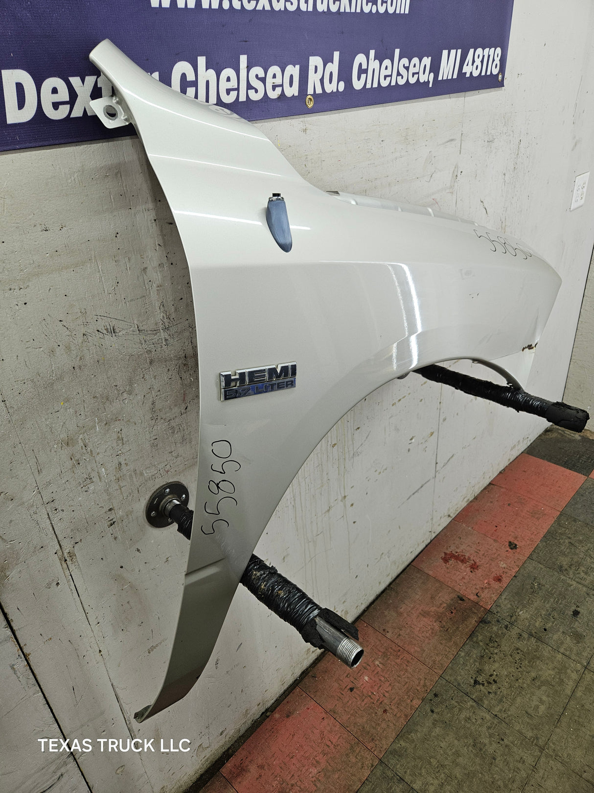 2009-2018 Dodge Ram 4th Gen RH Passenger Side Front Fender 1500 2500 3500 - Light Graystone Pearl Coat