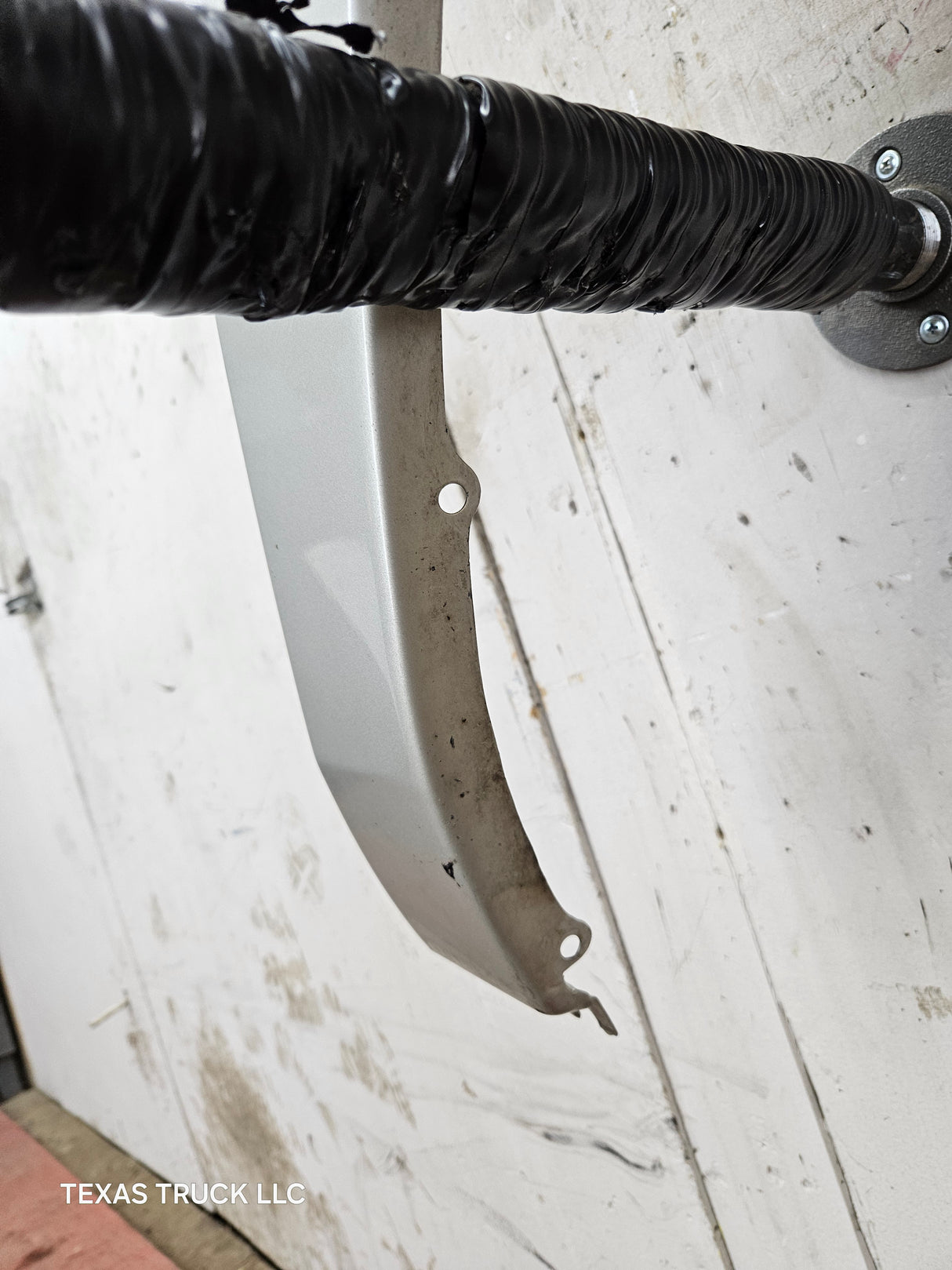 2009-2018 Dodge Ram 4th Gen RH Passenger Side Front Fender 1500 2500 3500 - Light Graystone Pearl Coat